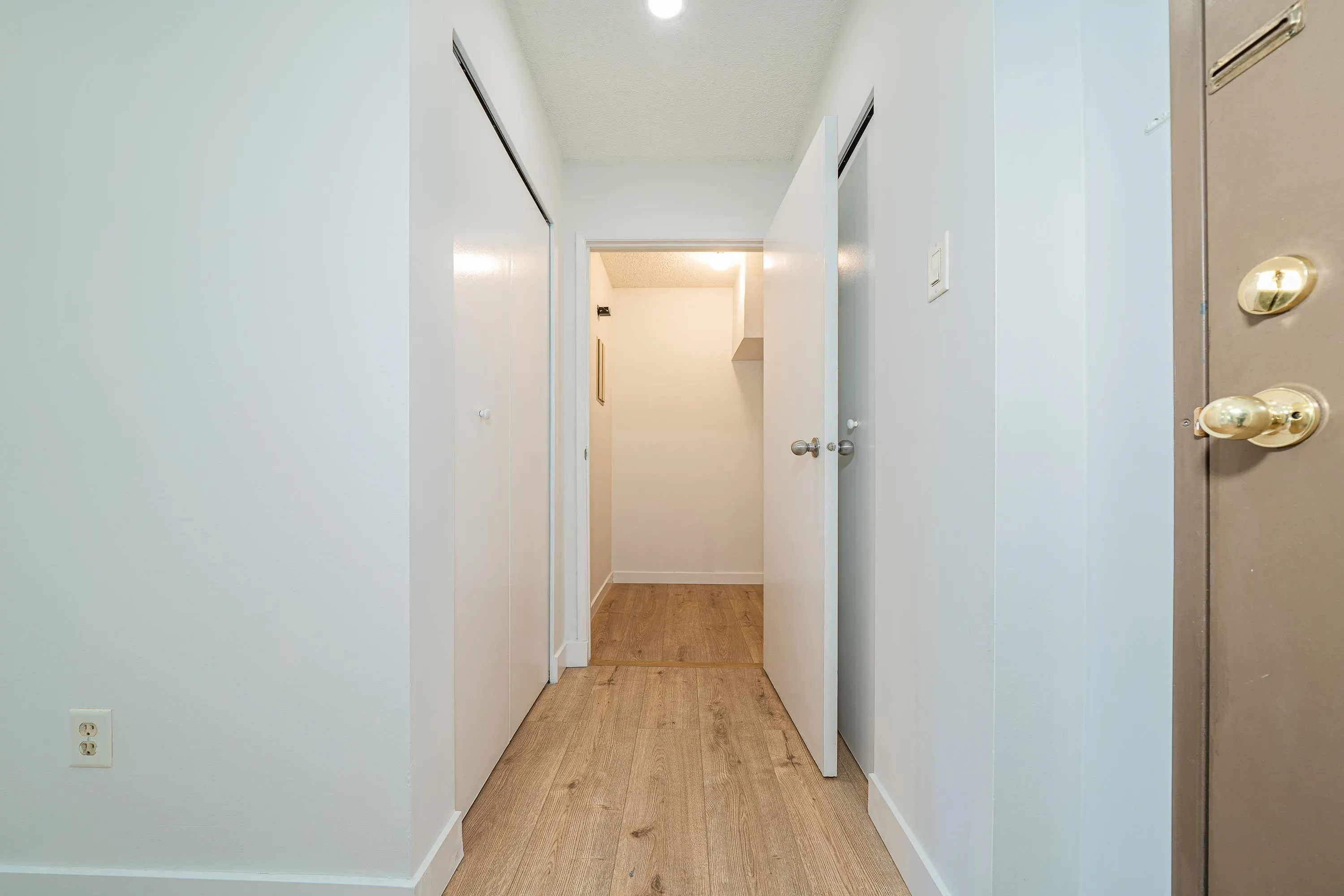 313 8460 Ackroyd Road