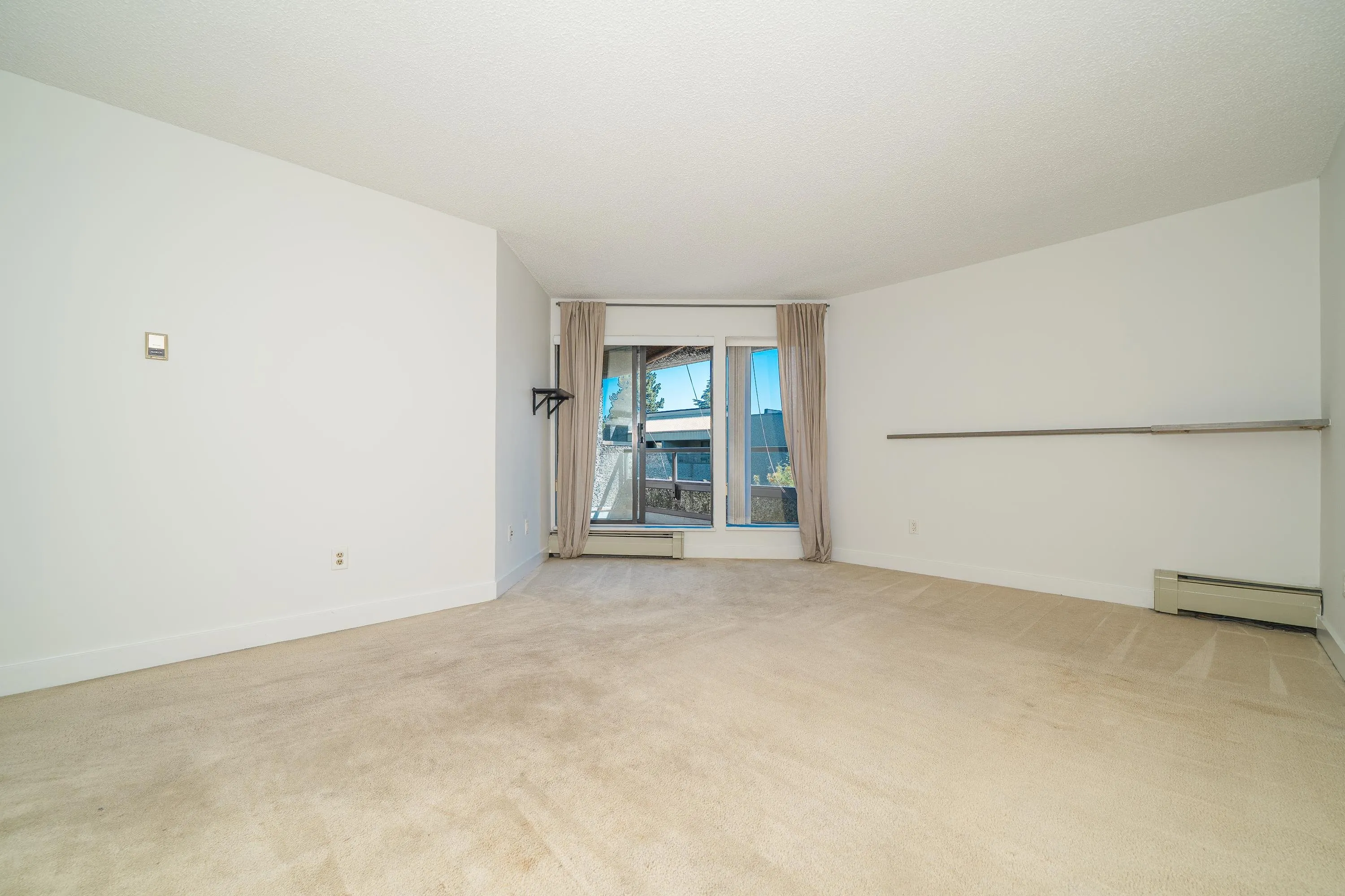 313 8460 Ackroyd Road