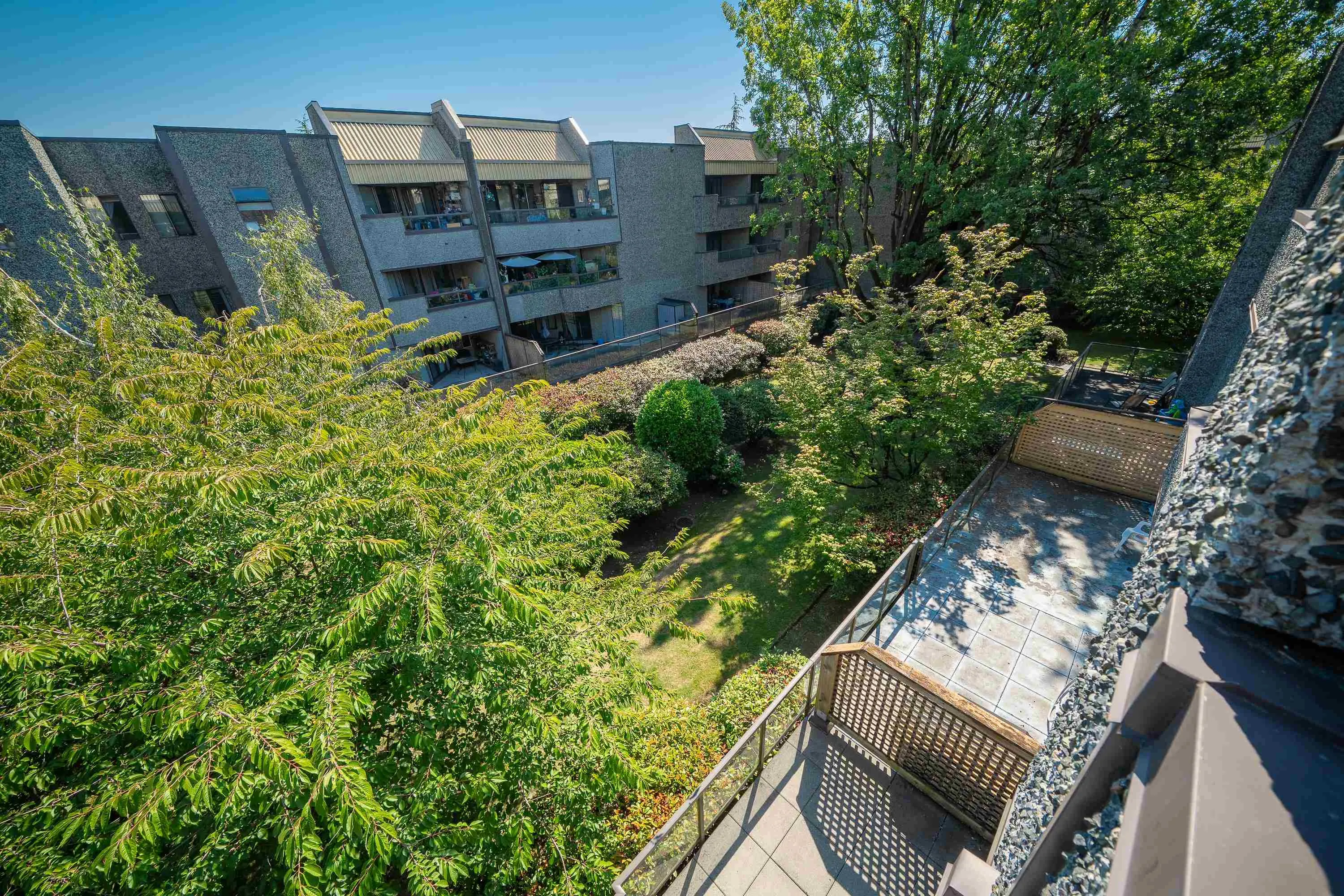 313 8460 Ackroyd Road