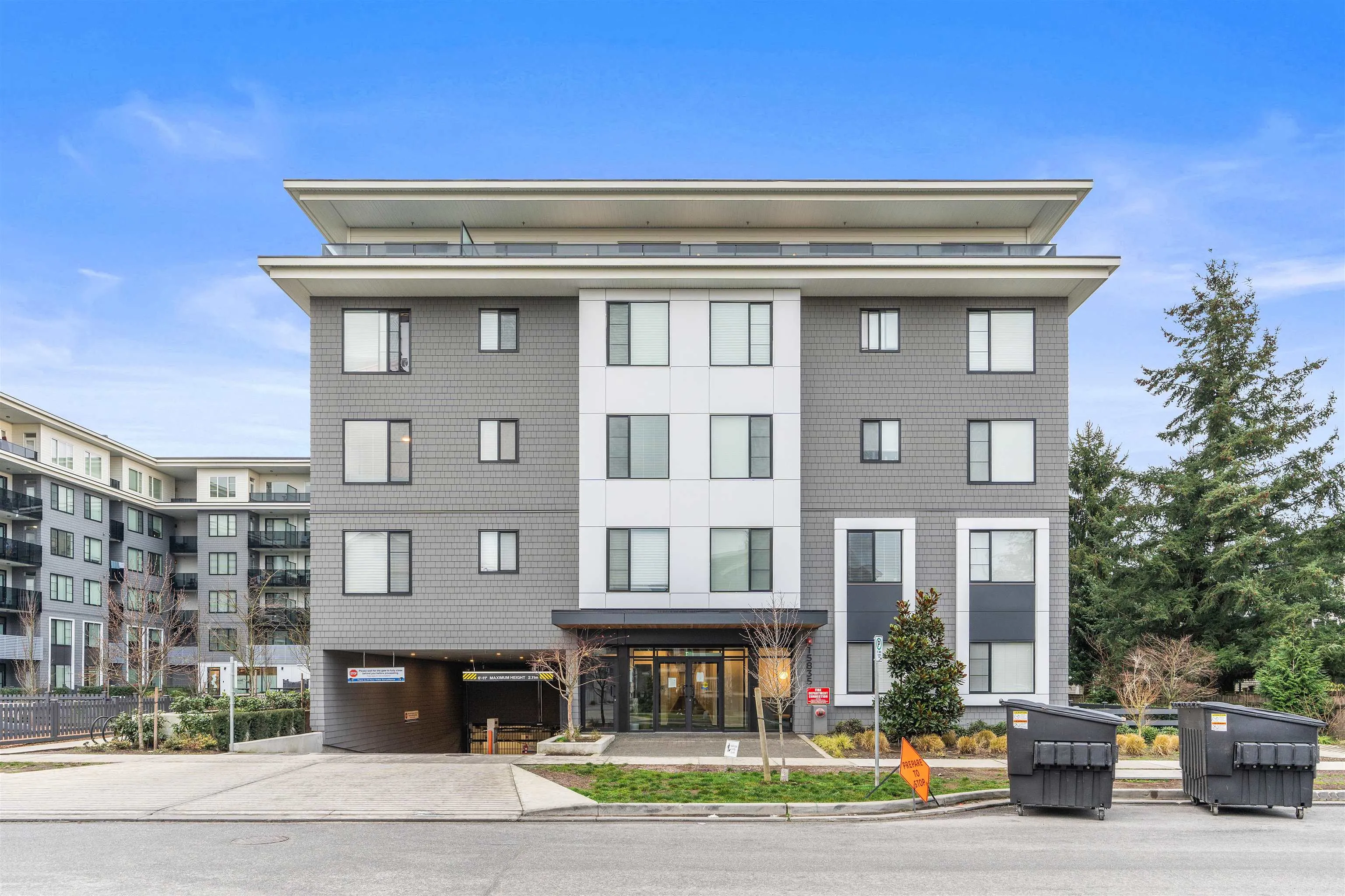 515 15835 85 Avenue