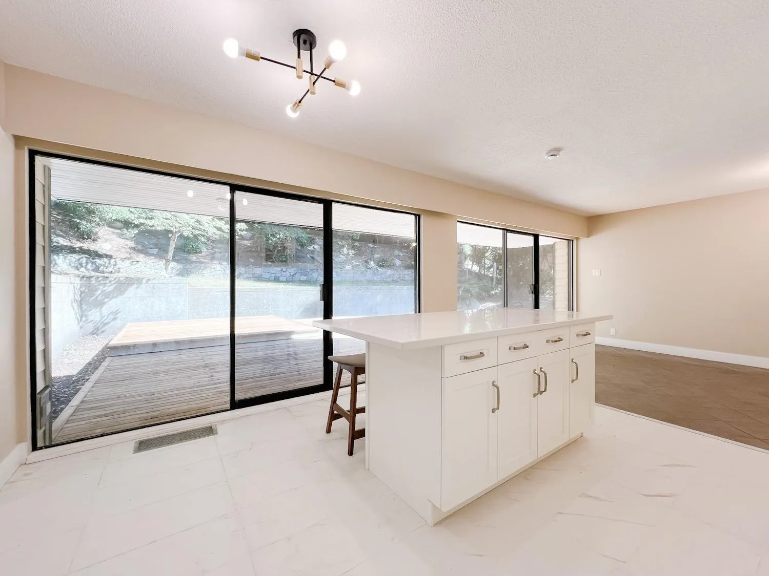 1333 Tyrol Drive