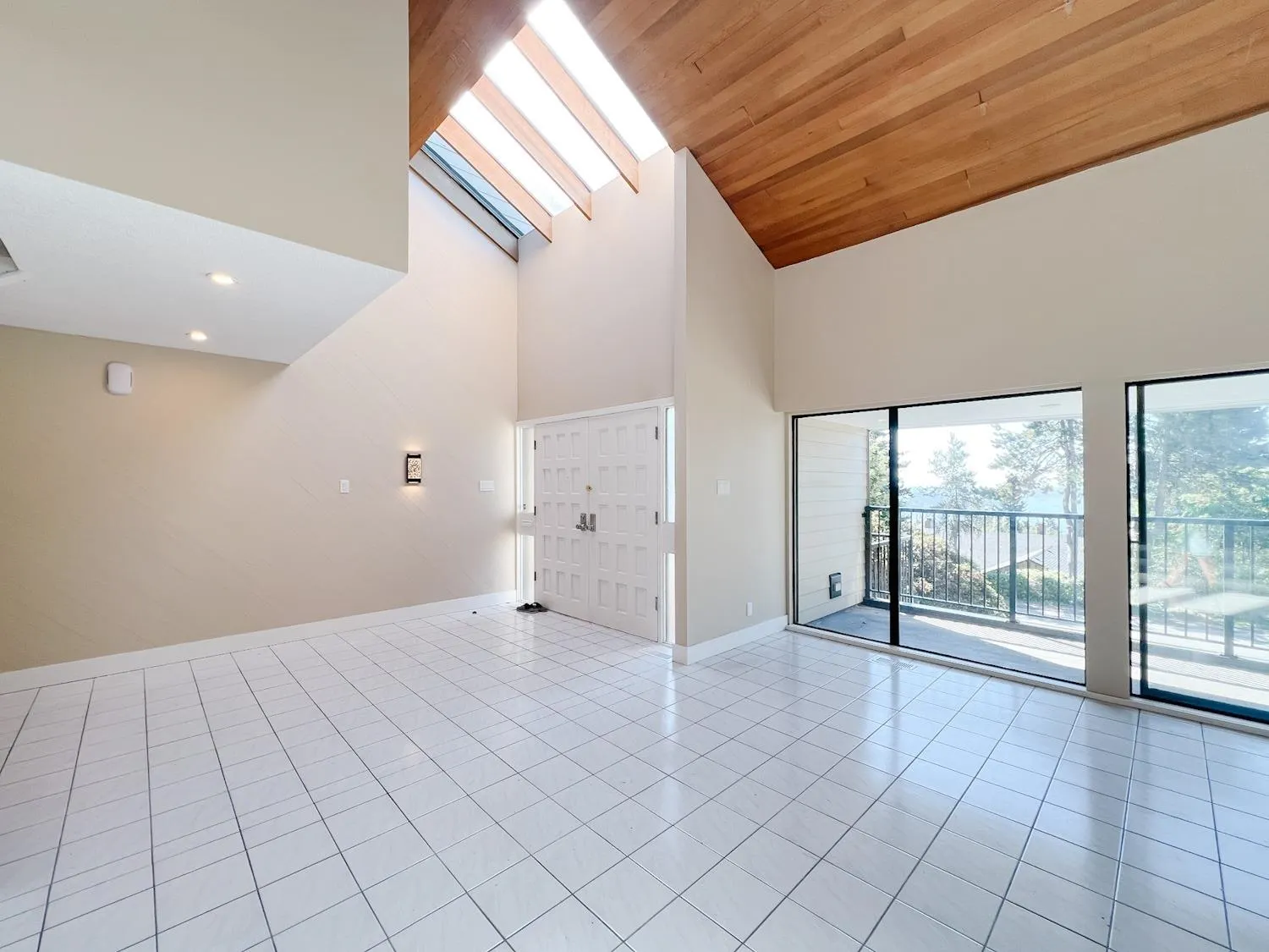 1333 Tyrol Drive