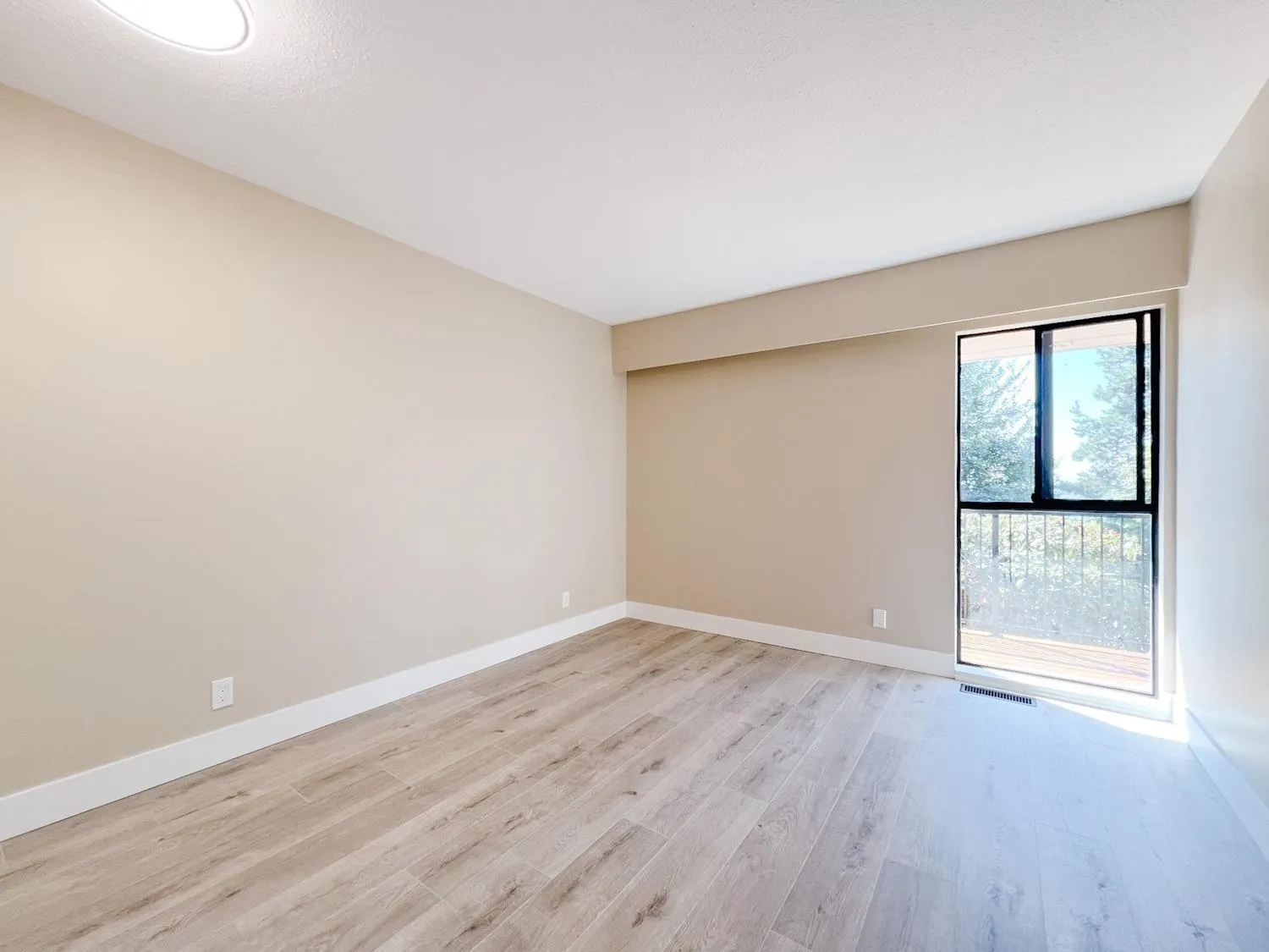 1333 Tyrol Drive