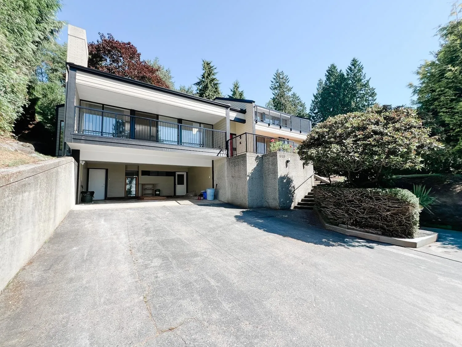 1333 Tyrol Drive