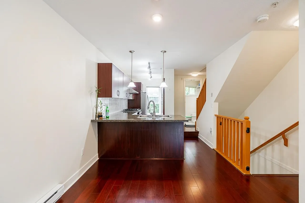 62 15353 100 Avenue