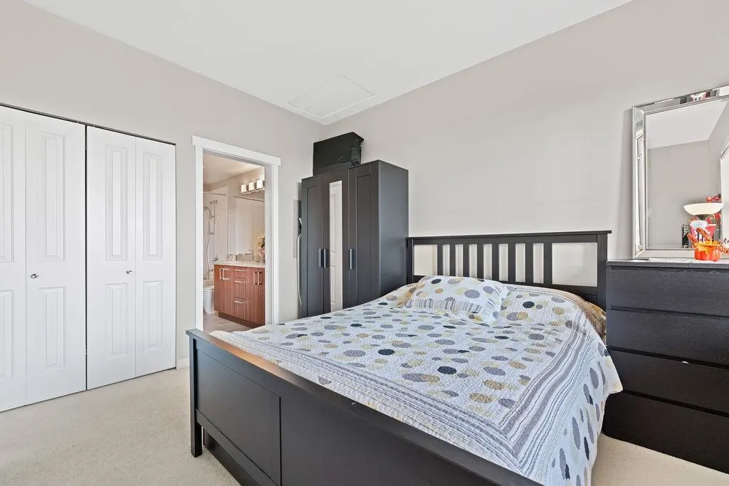 119 W 22nd Street