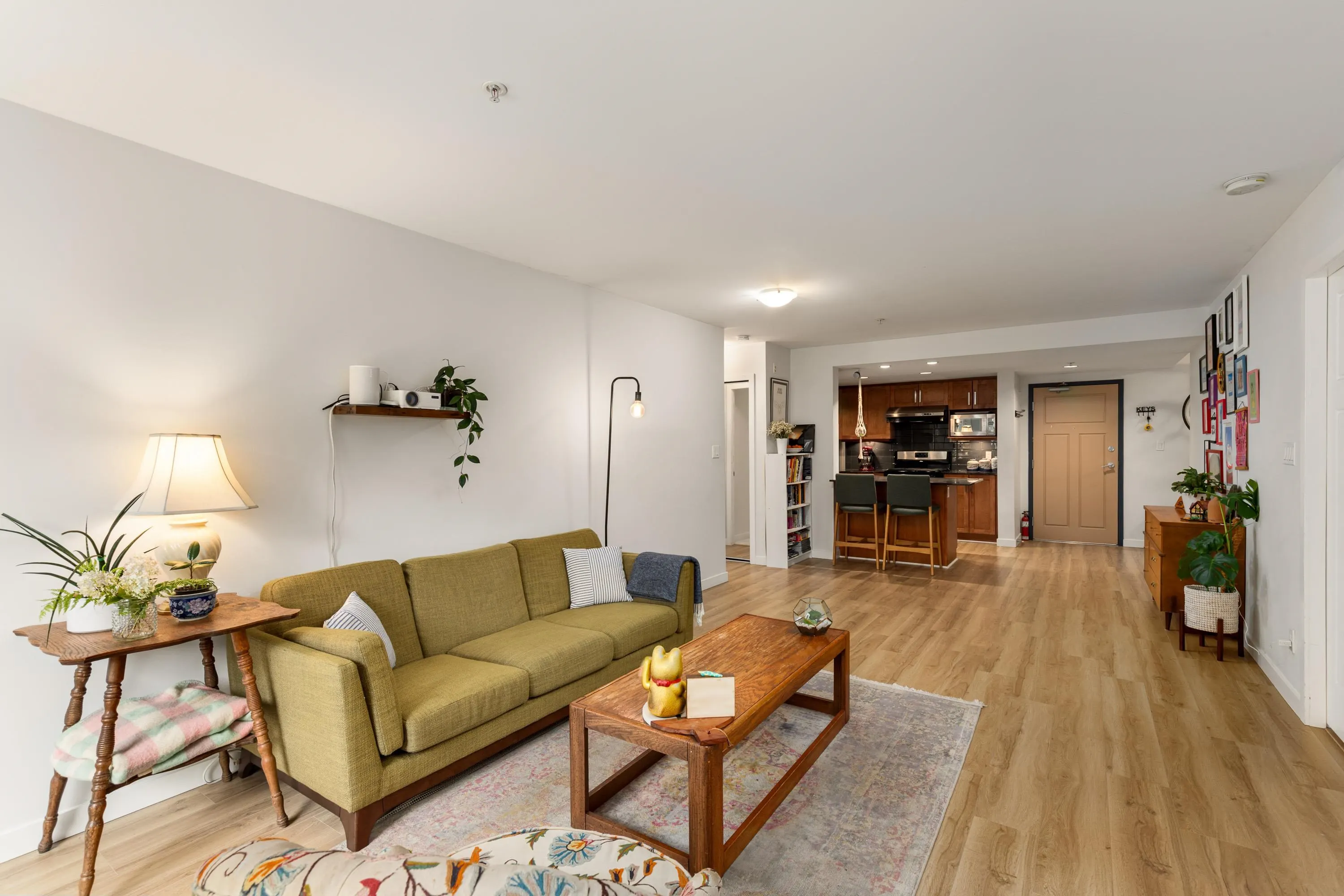 204 1212 Main Street