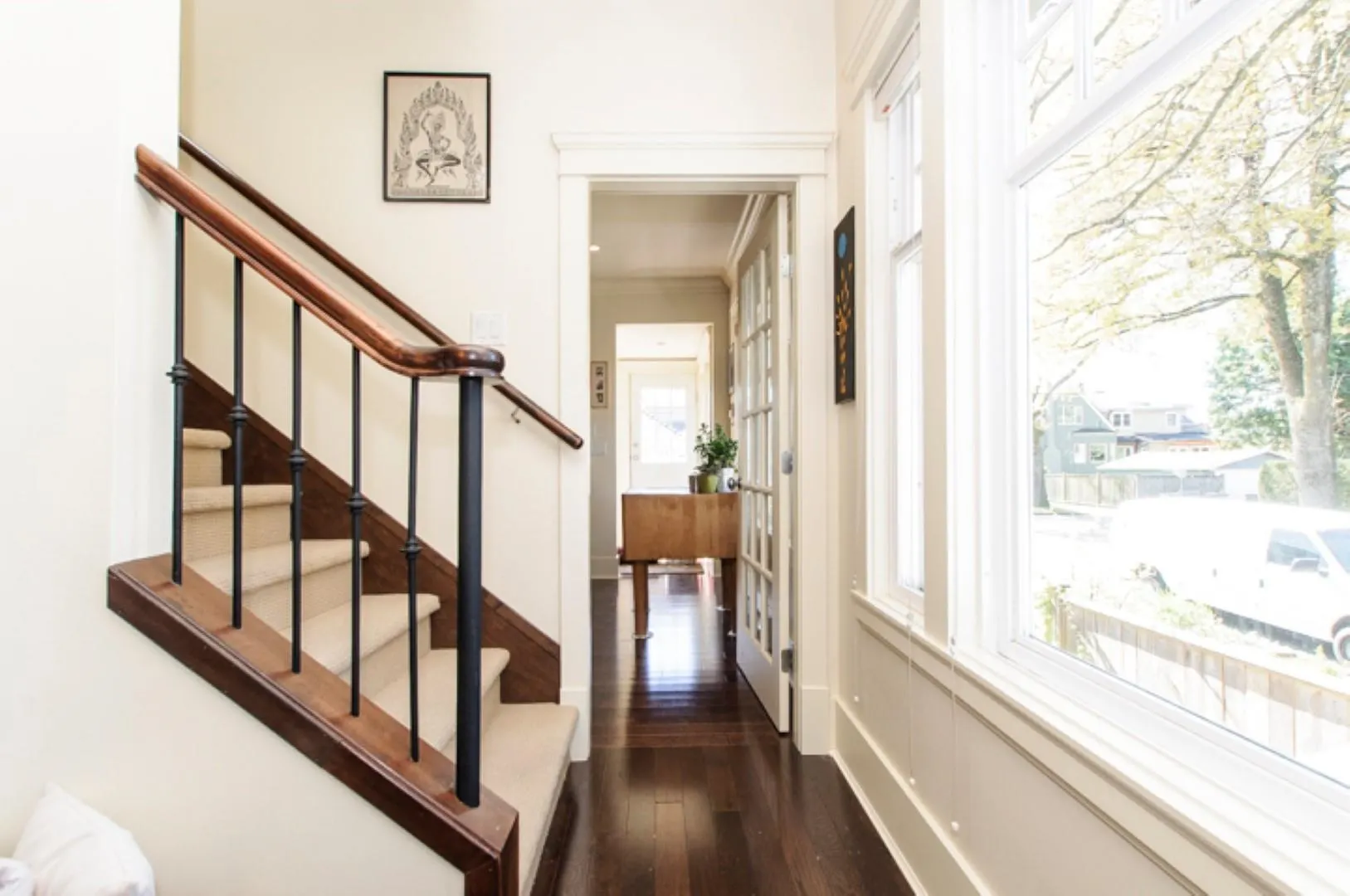 196 W 18th Avenue