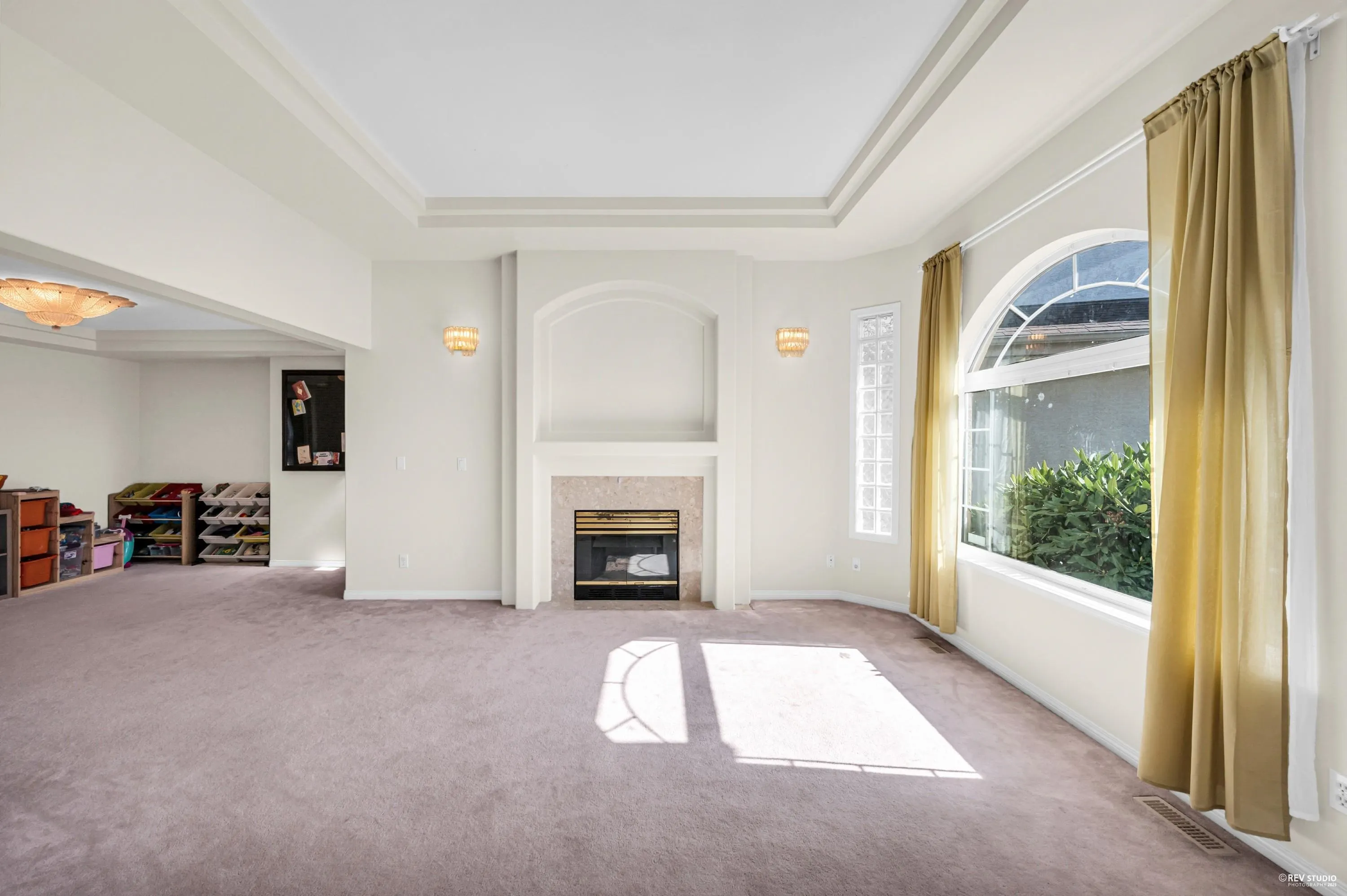 2140 Davies Court