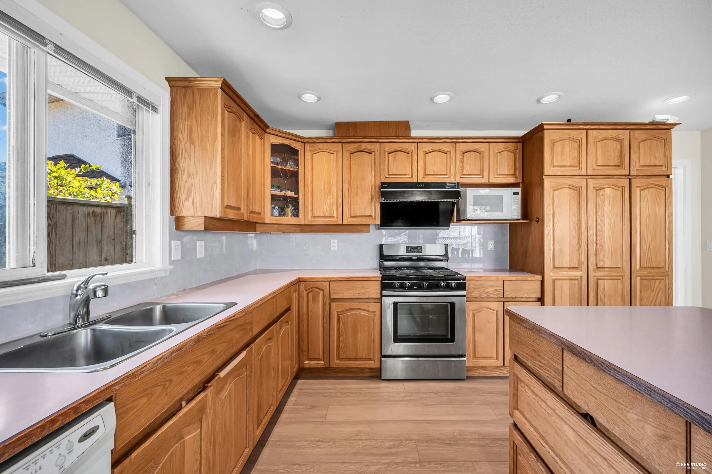 2140 Davies Court