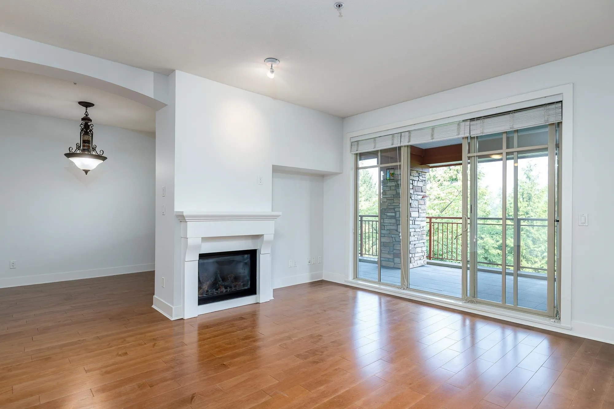 207 16477 64 Avenue