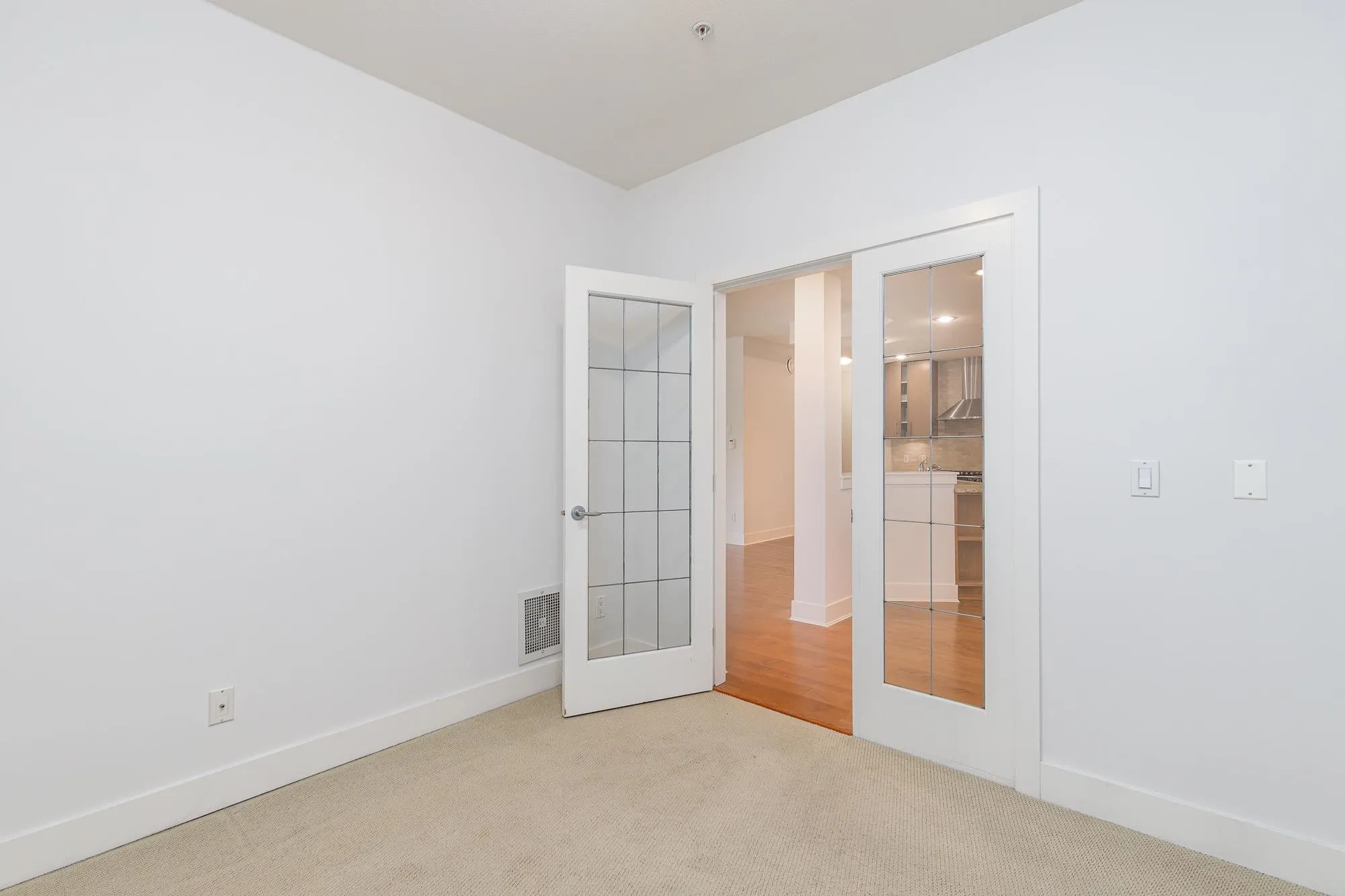 207 16477 64 Avenue