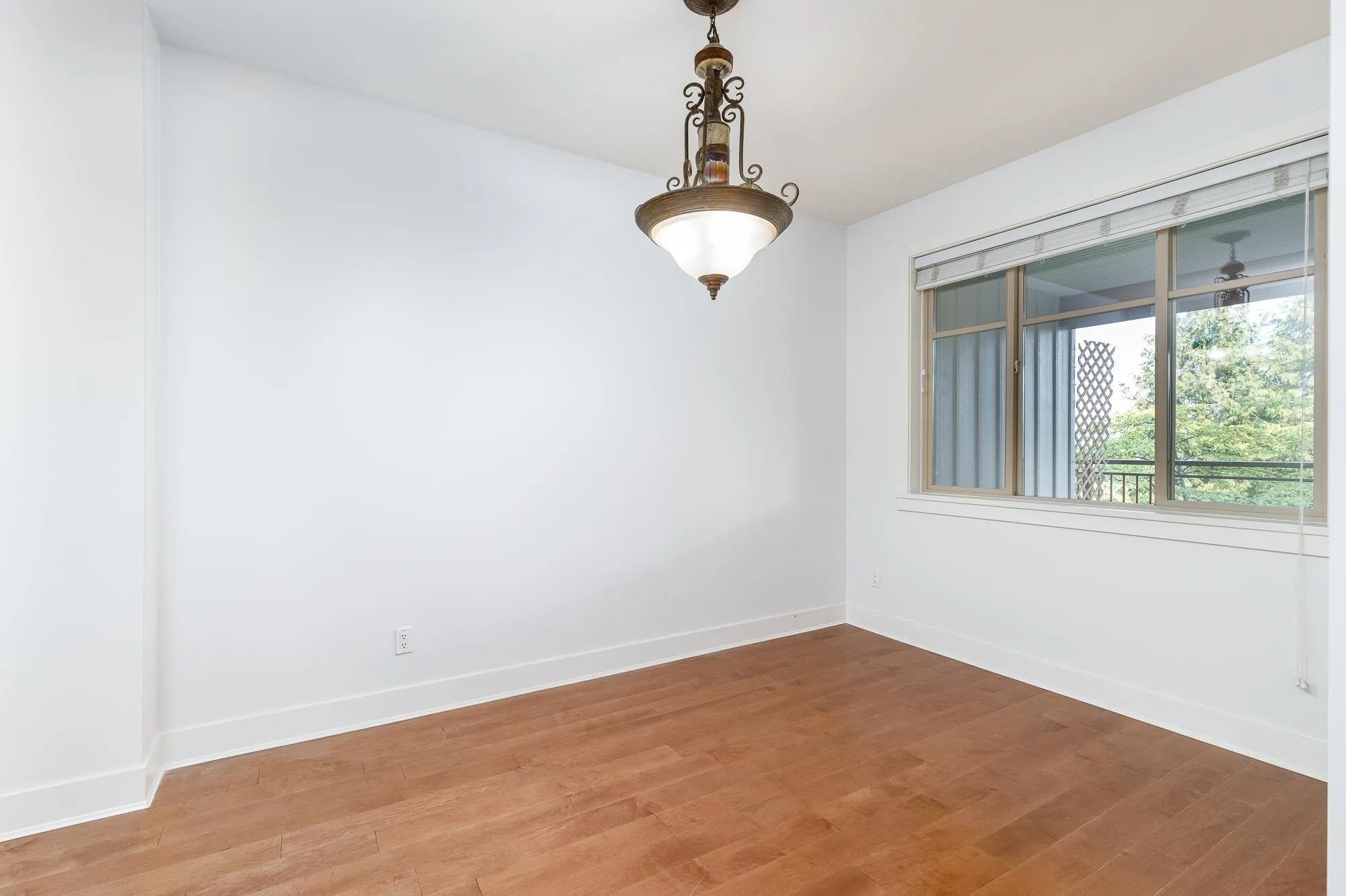 207 16477 64 Avenue