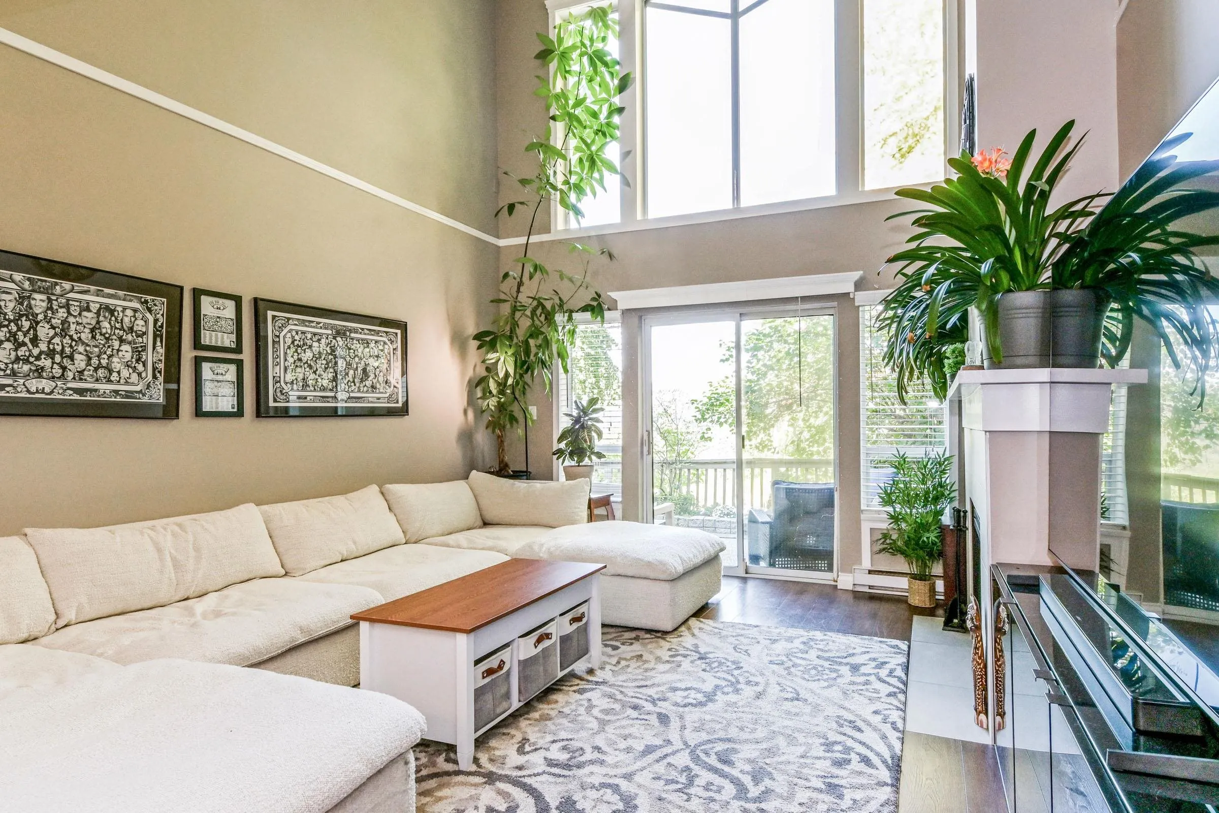 24 1238 Eastern Drive