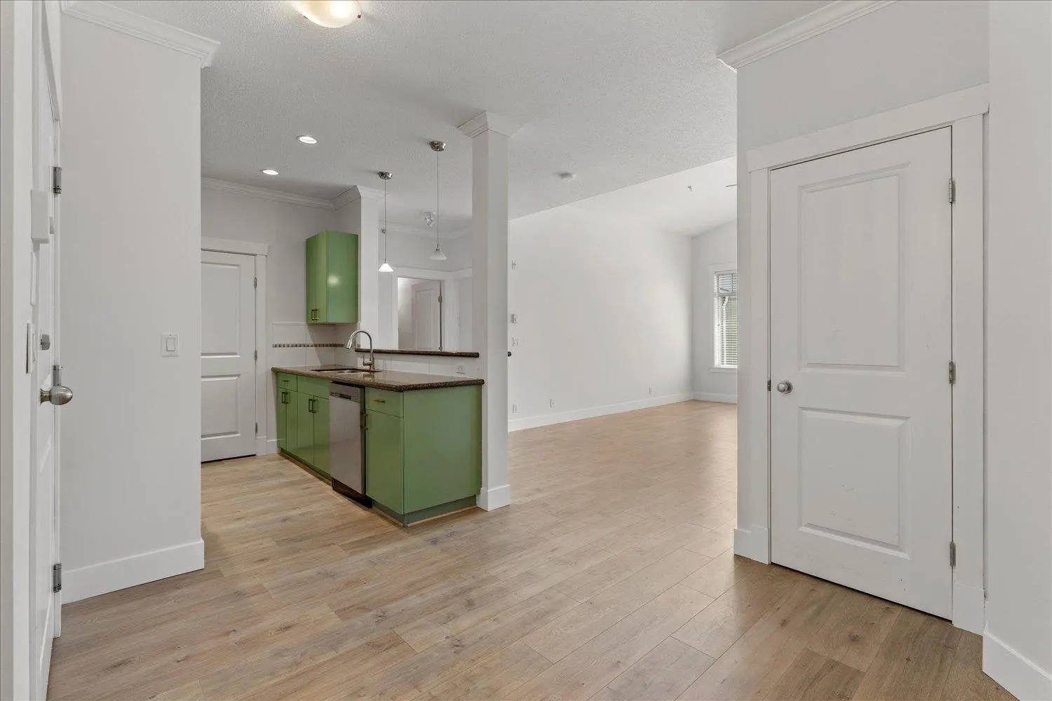 411 33255 Old Yale Road