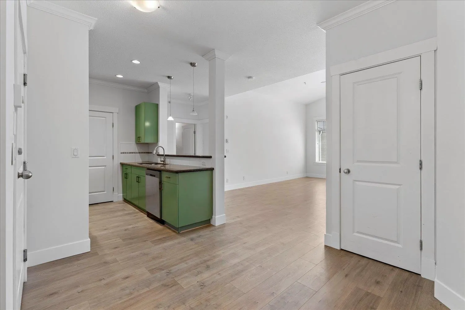 411 33255 Old Yale Road