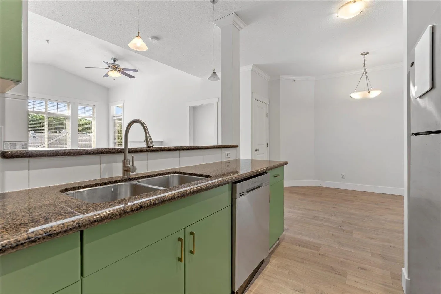 411 33255 Old Yale Road