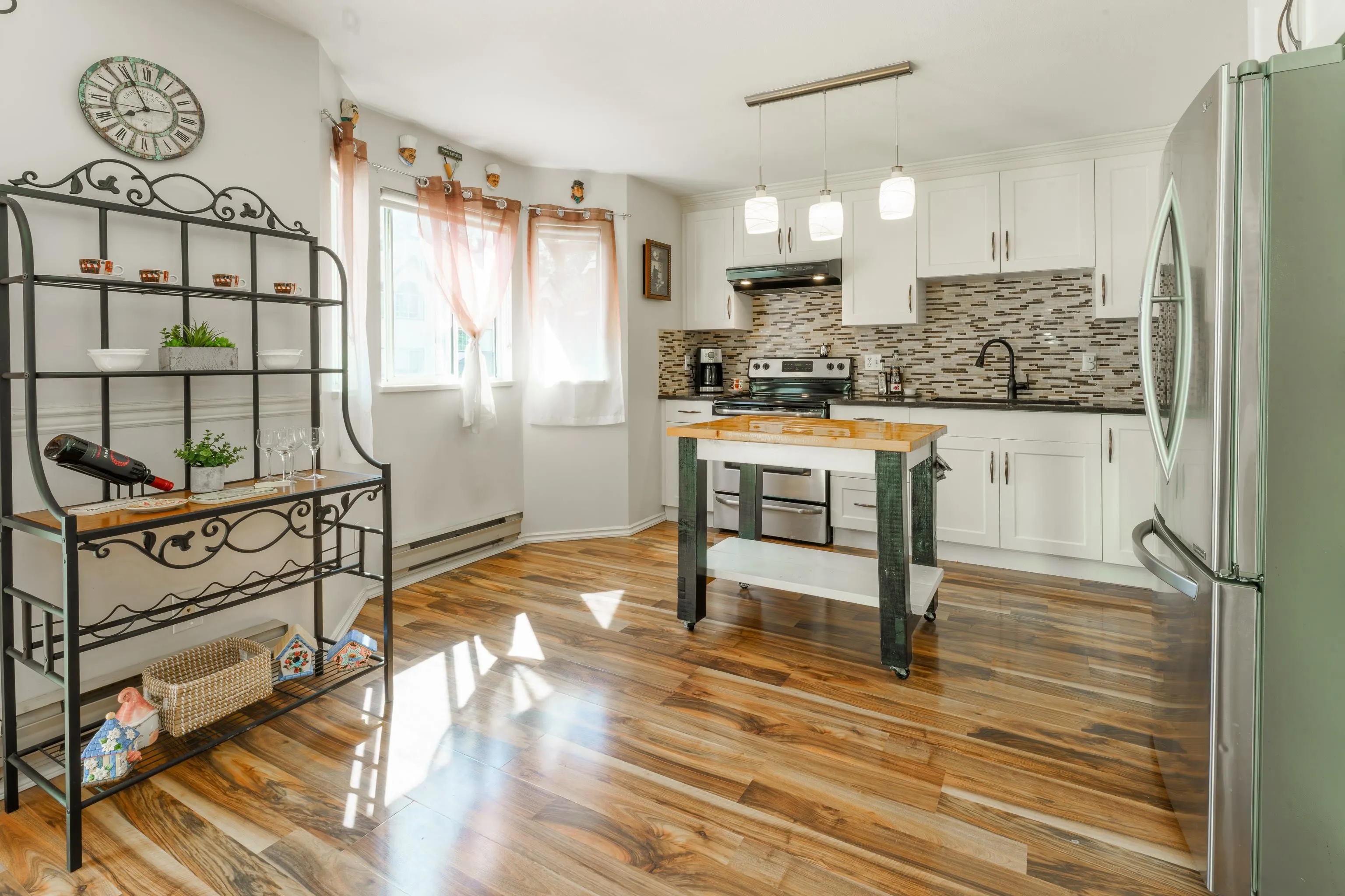 11 2352 Pitt River Road