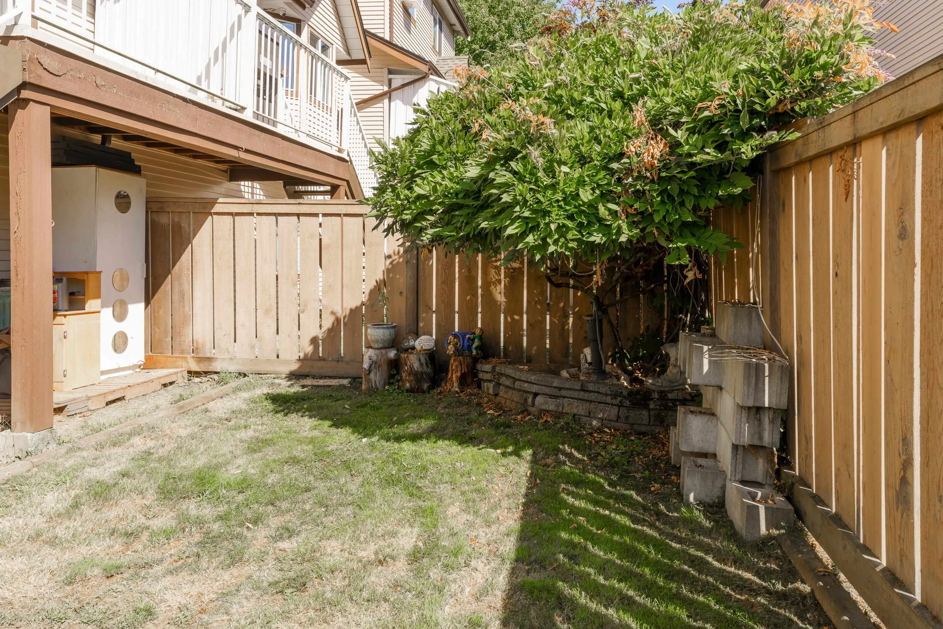 11 2352 Pitt River Road