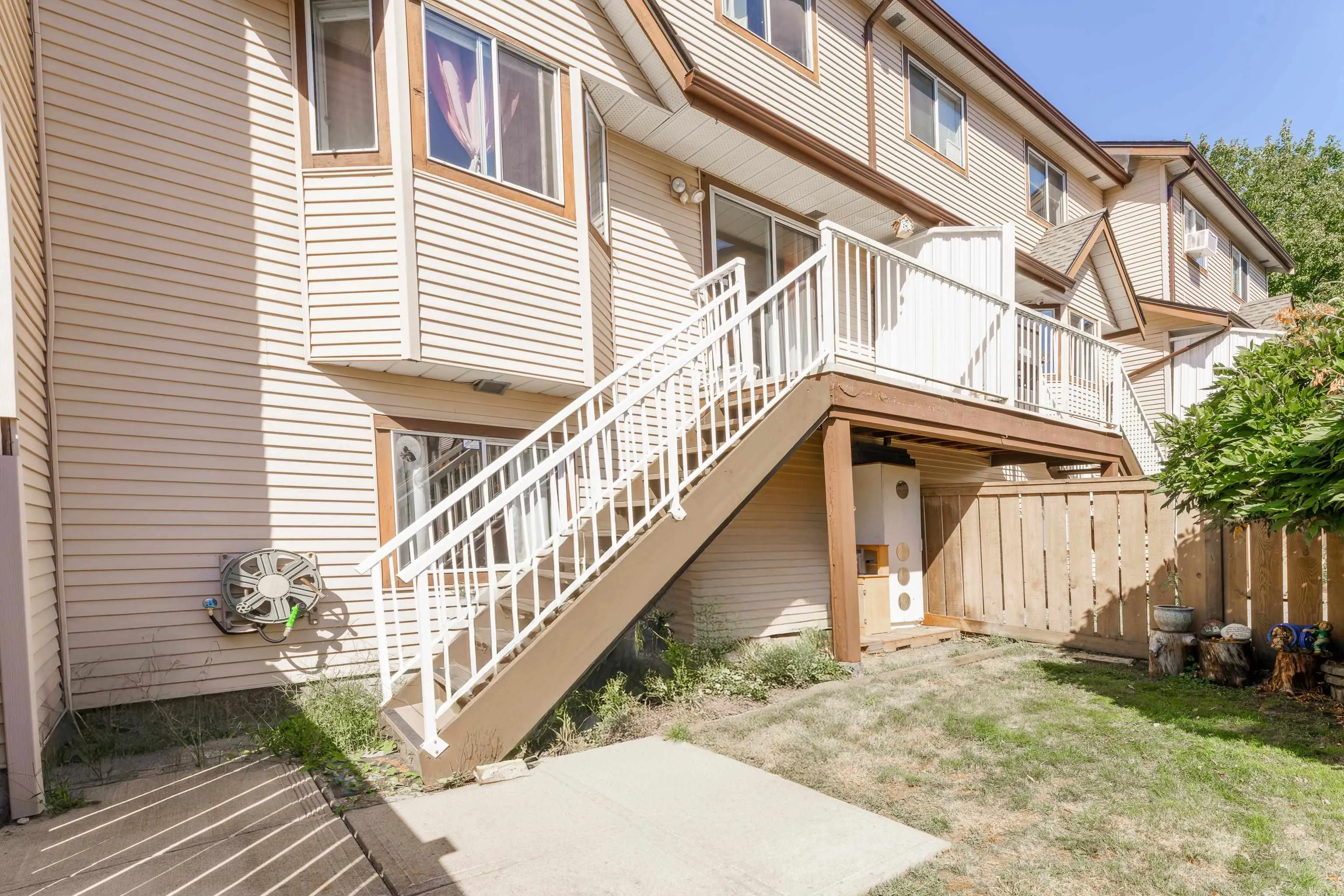 11 2352 Pitt River Road