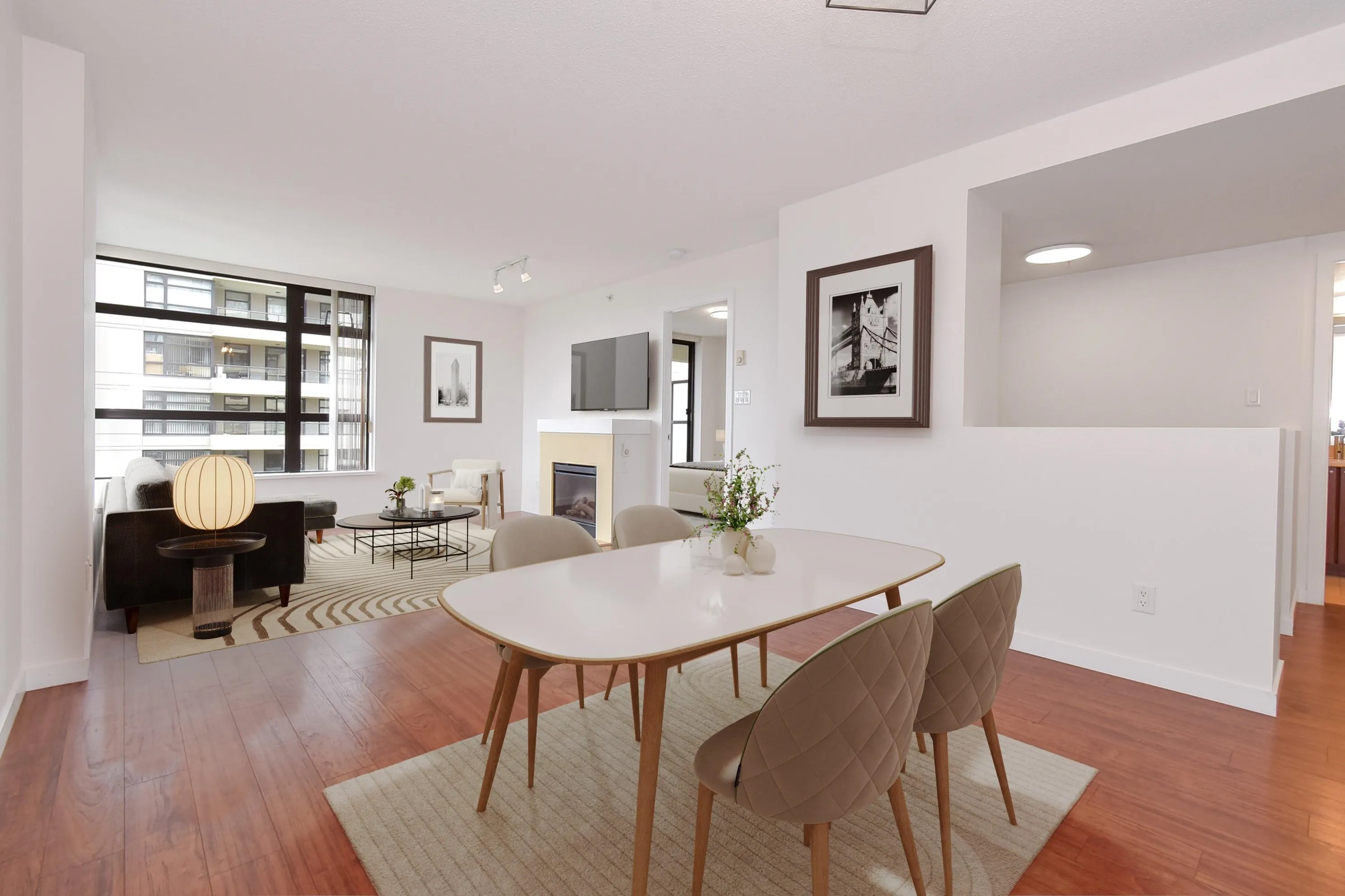 804 8120 Lansdowne Road