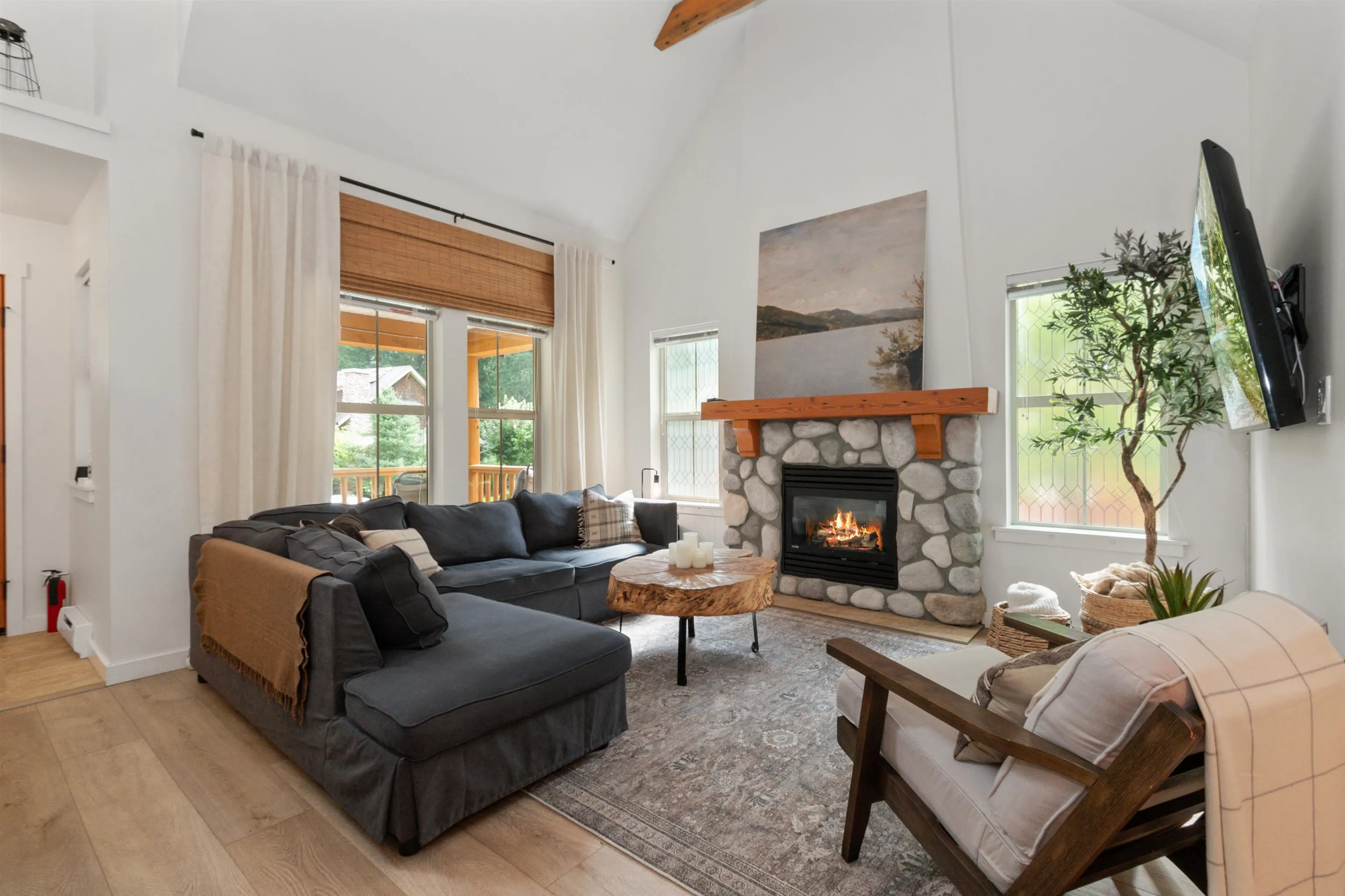 1783 Tree House Trail