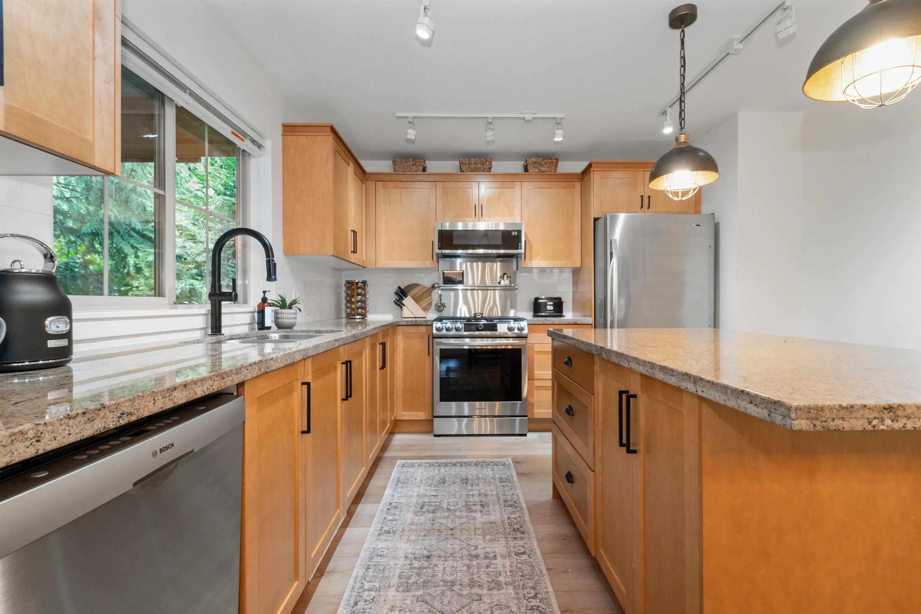 1783 Tree House Trail
