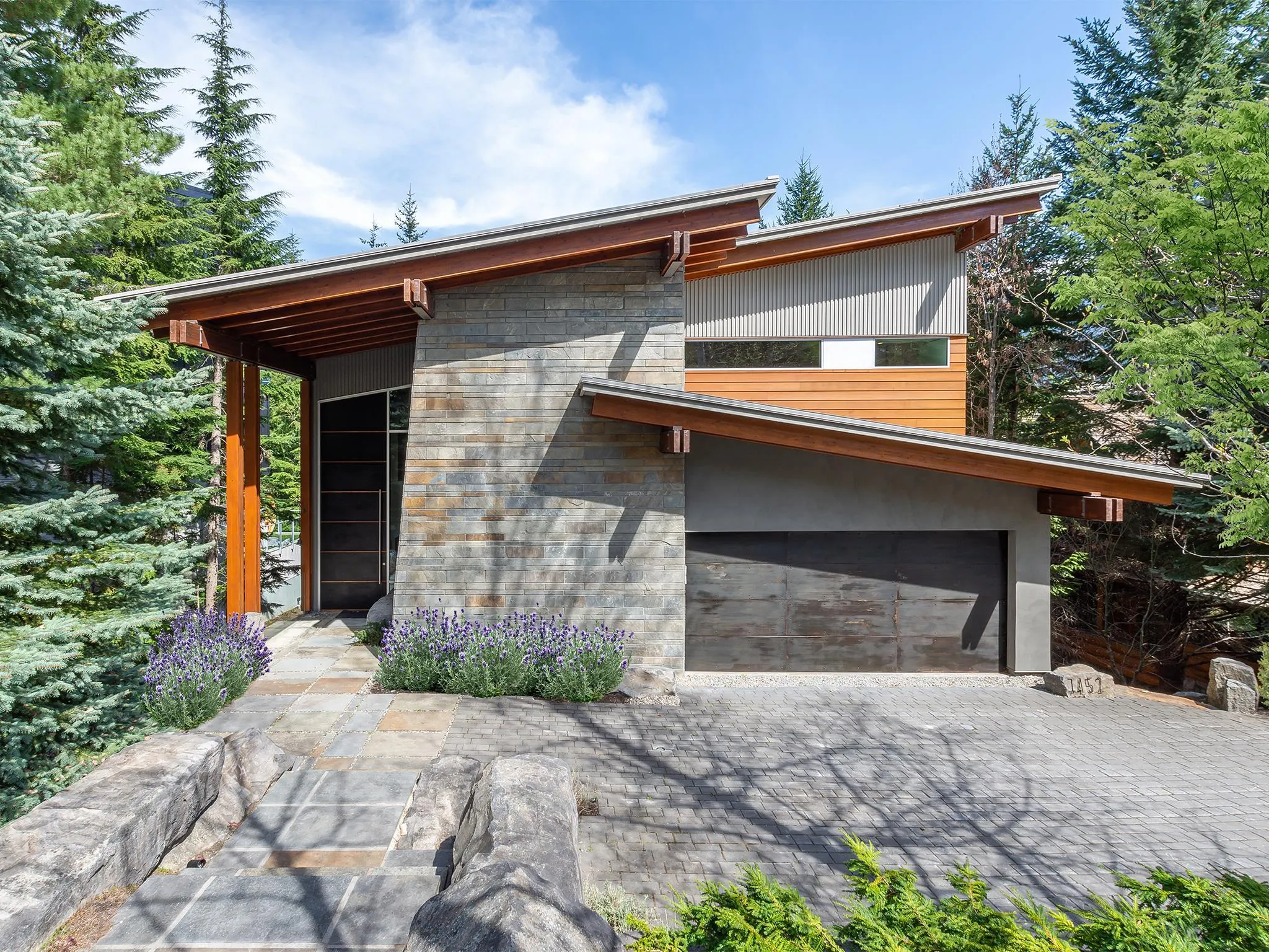 7452 Treetop Lane