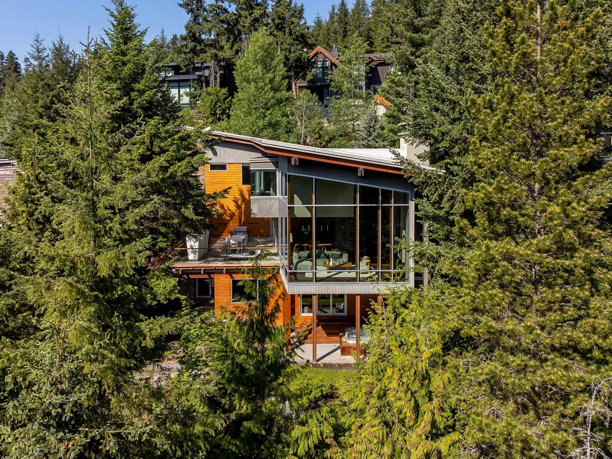 7452 Treetop Lane