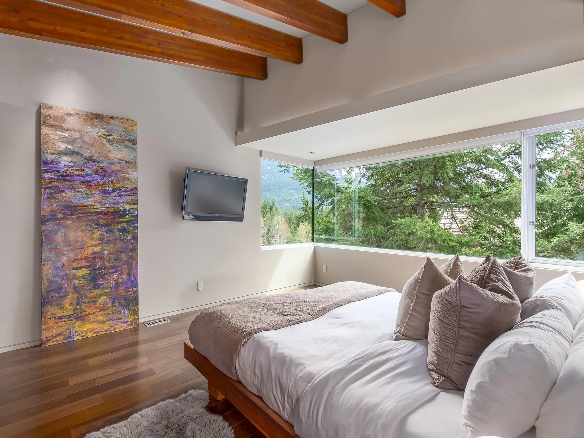 7452 Treetop Lane