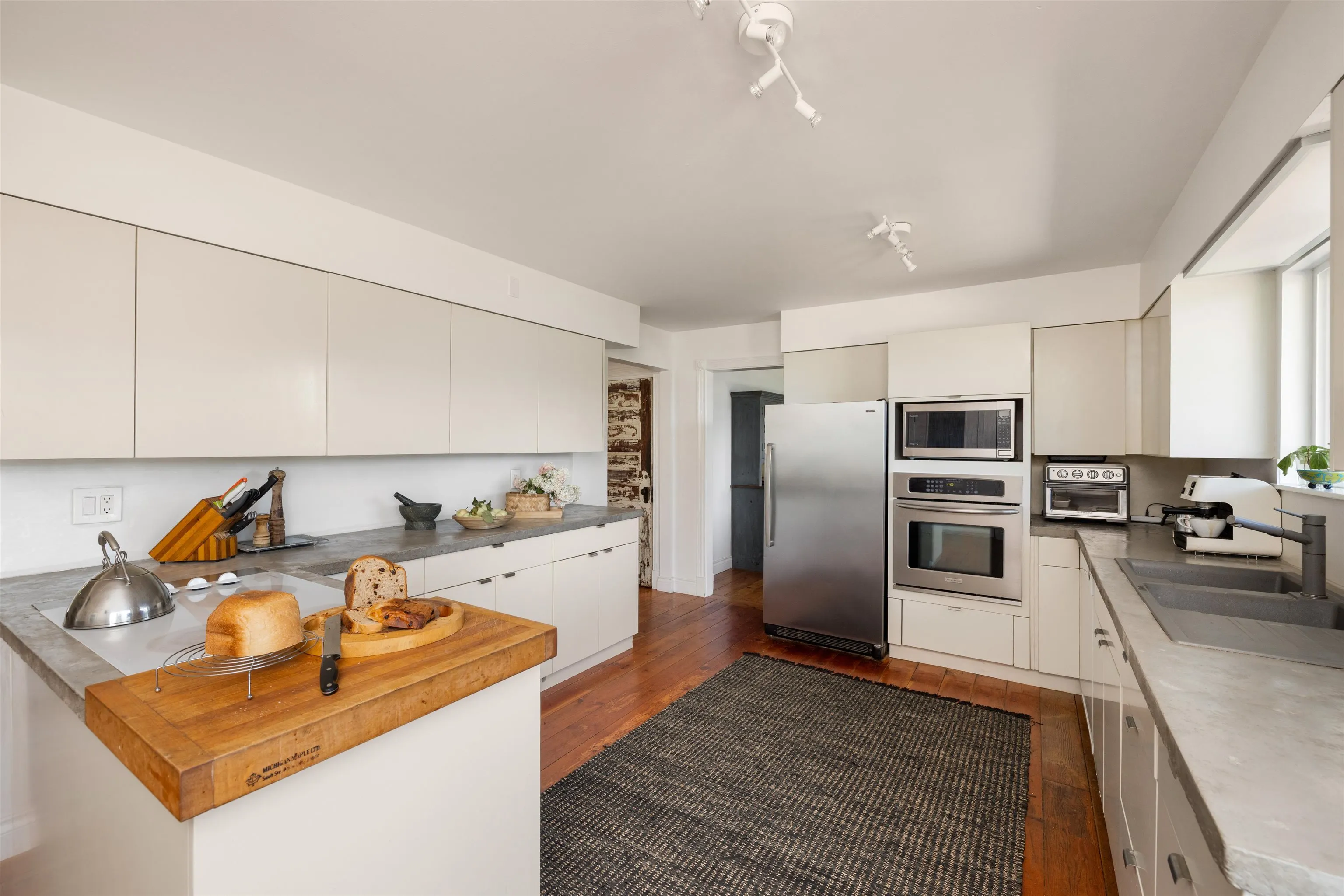 110 Seaview Place