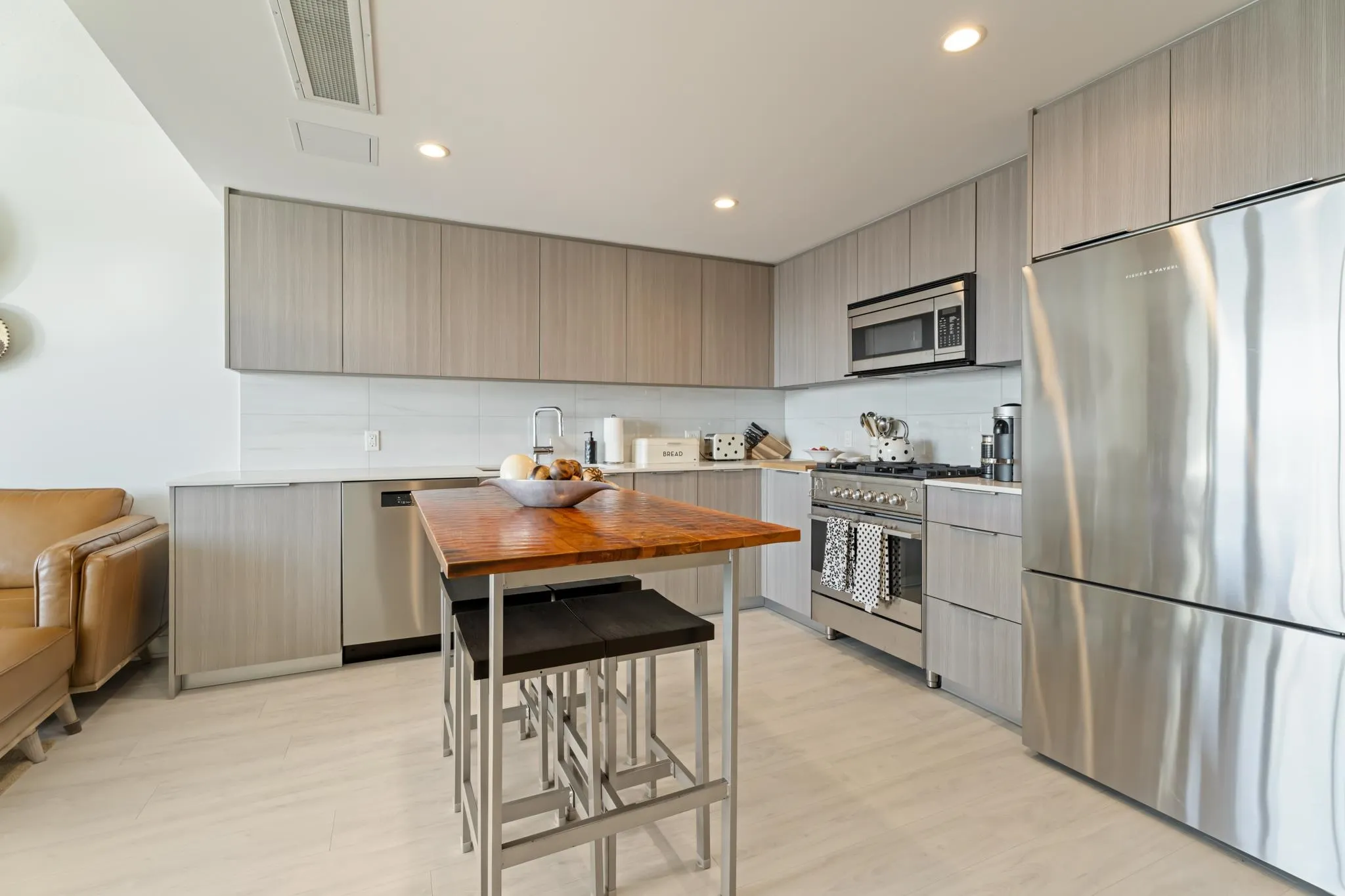 1004 1401 Hunter Street