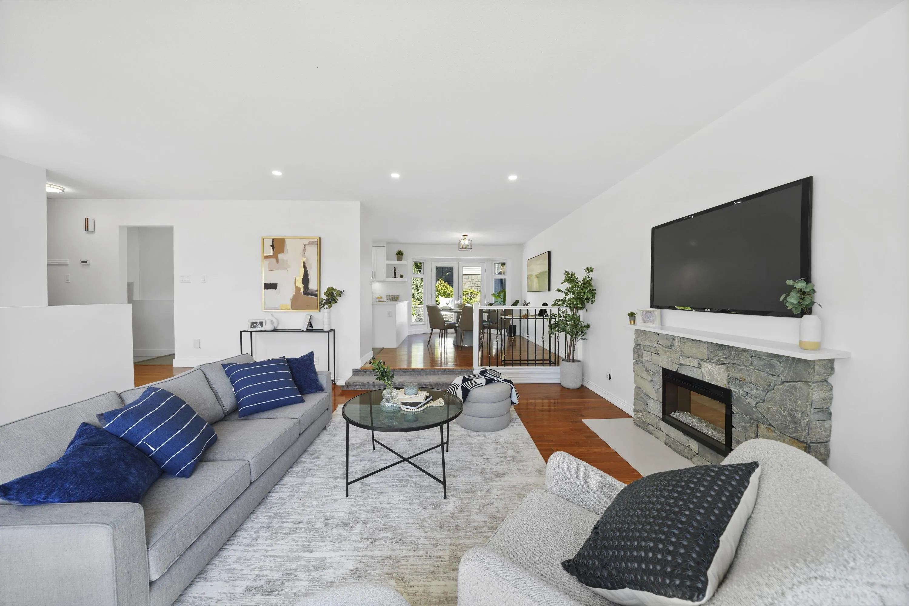 2541 Bluebell Avenue