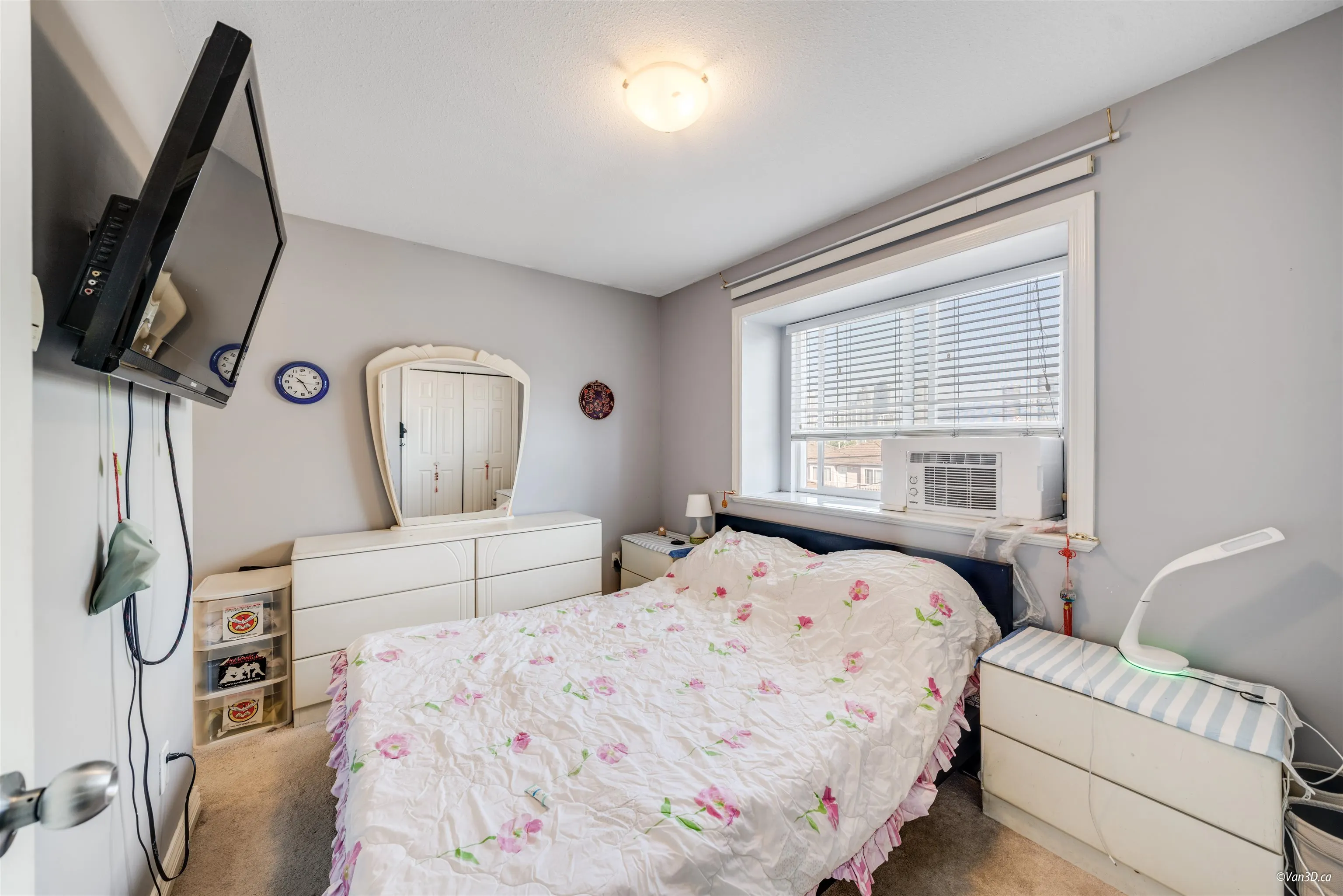 4663 Canada Way