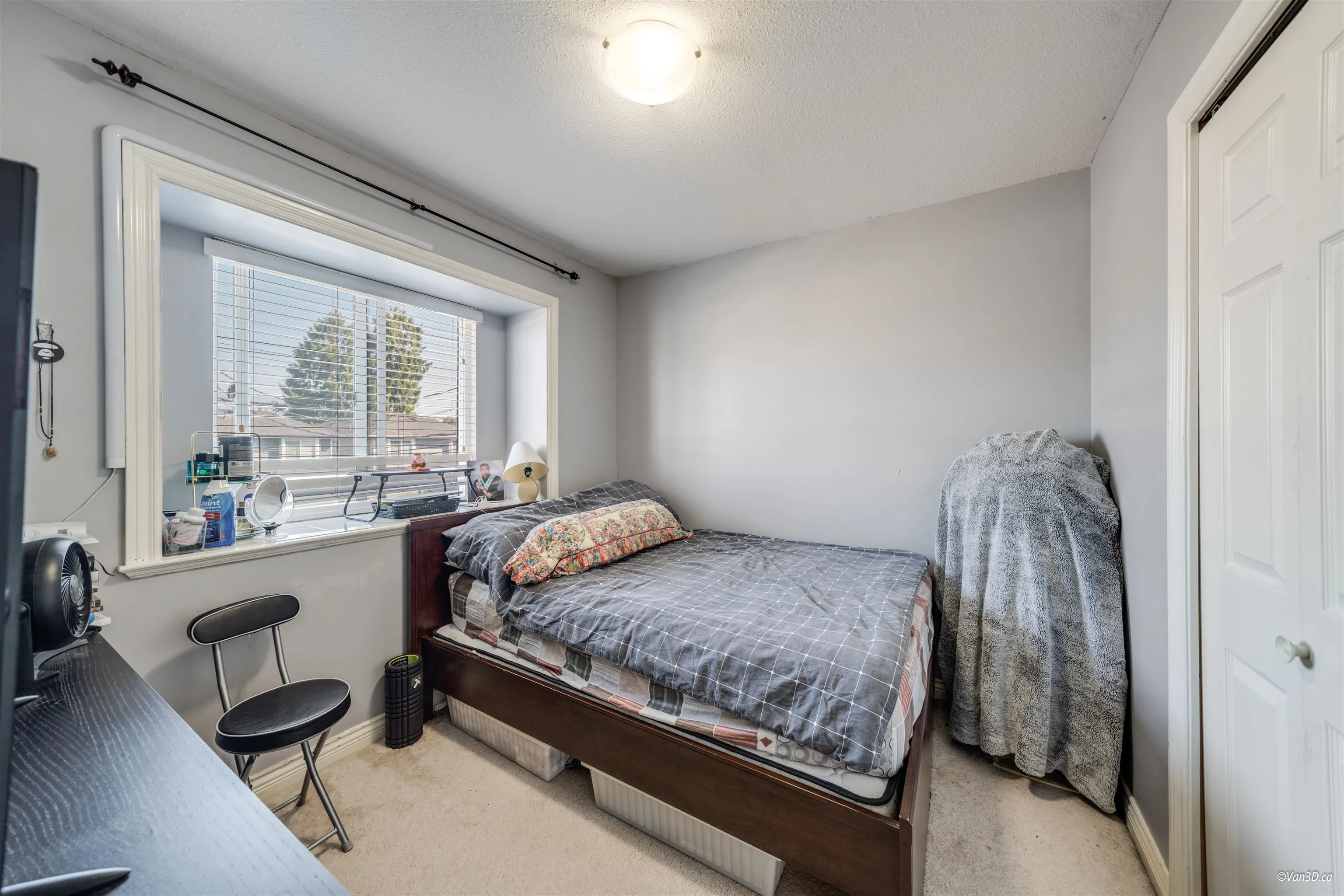 4663 Canada Way