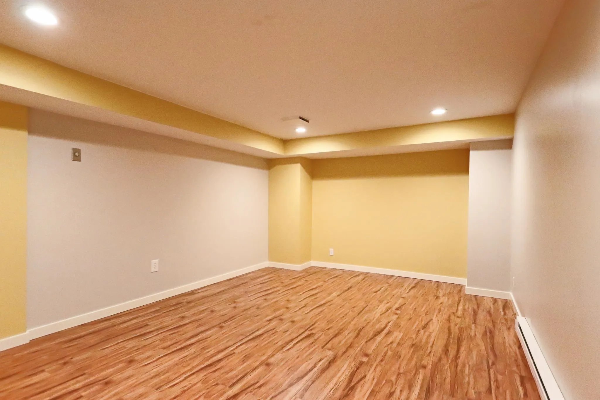 1516 Tanglewood Lane