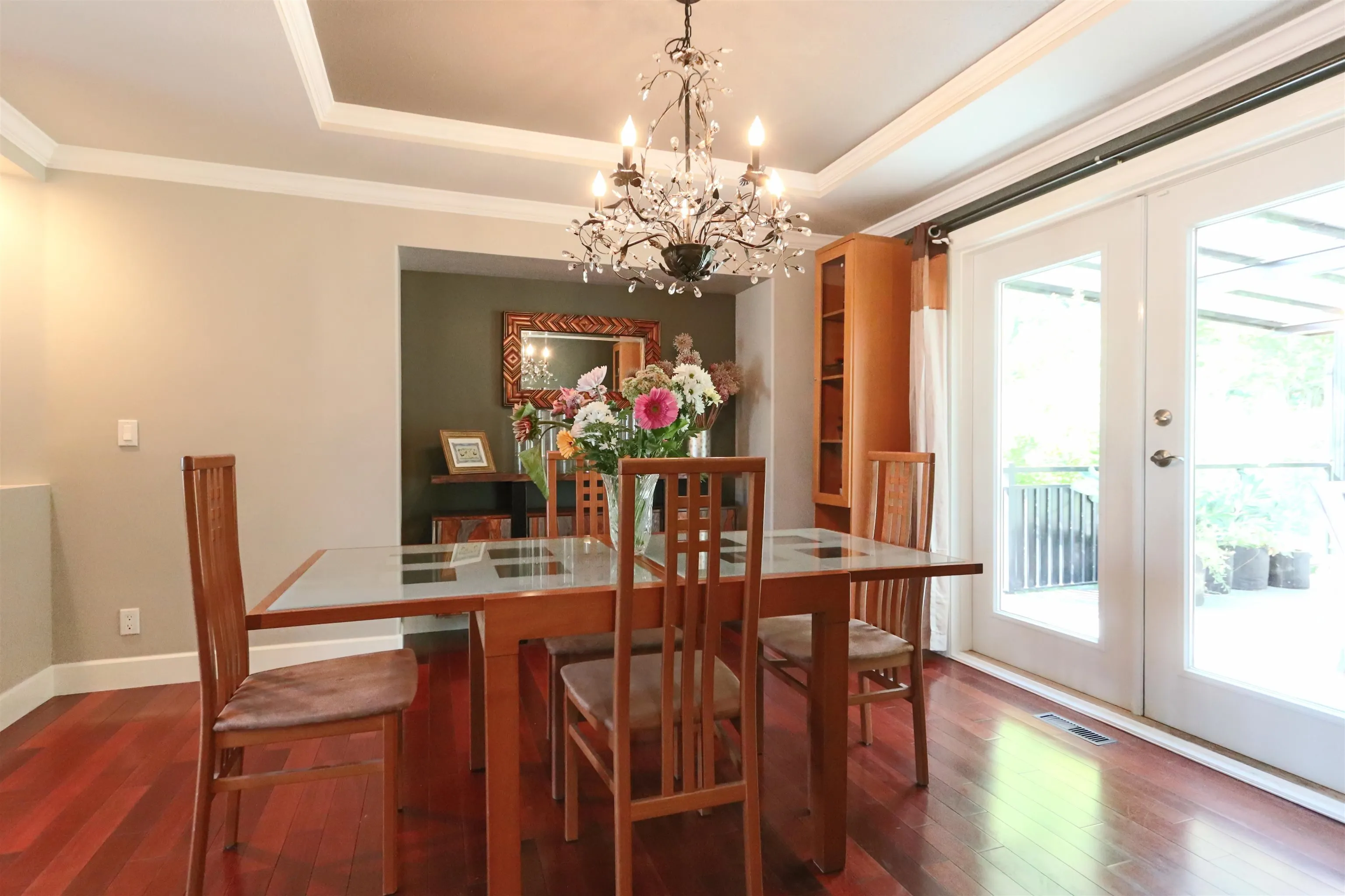 1516 Tanglewood Lane
