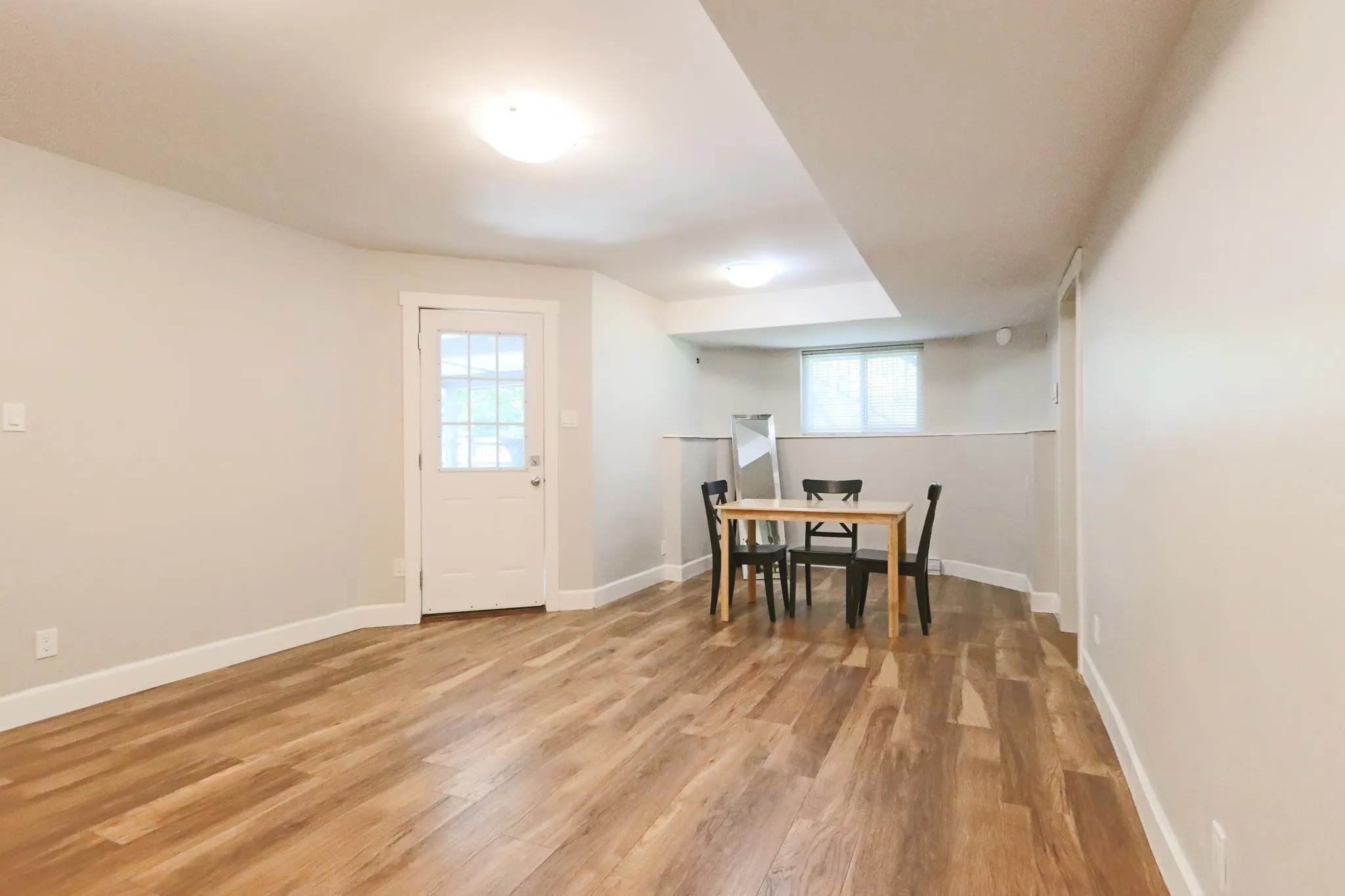1516 Tanglewood Lane