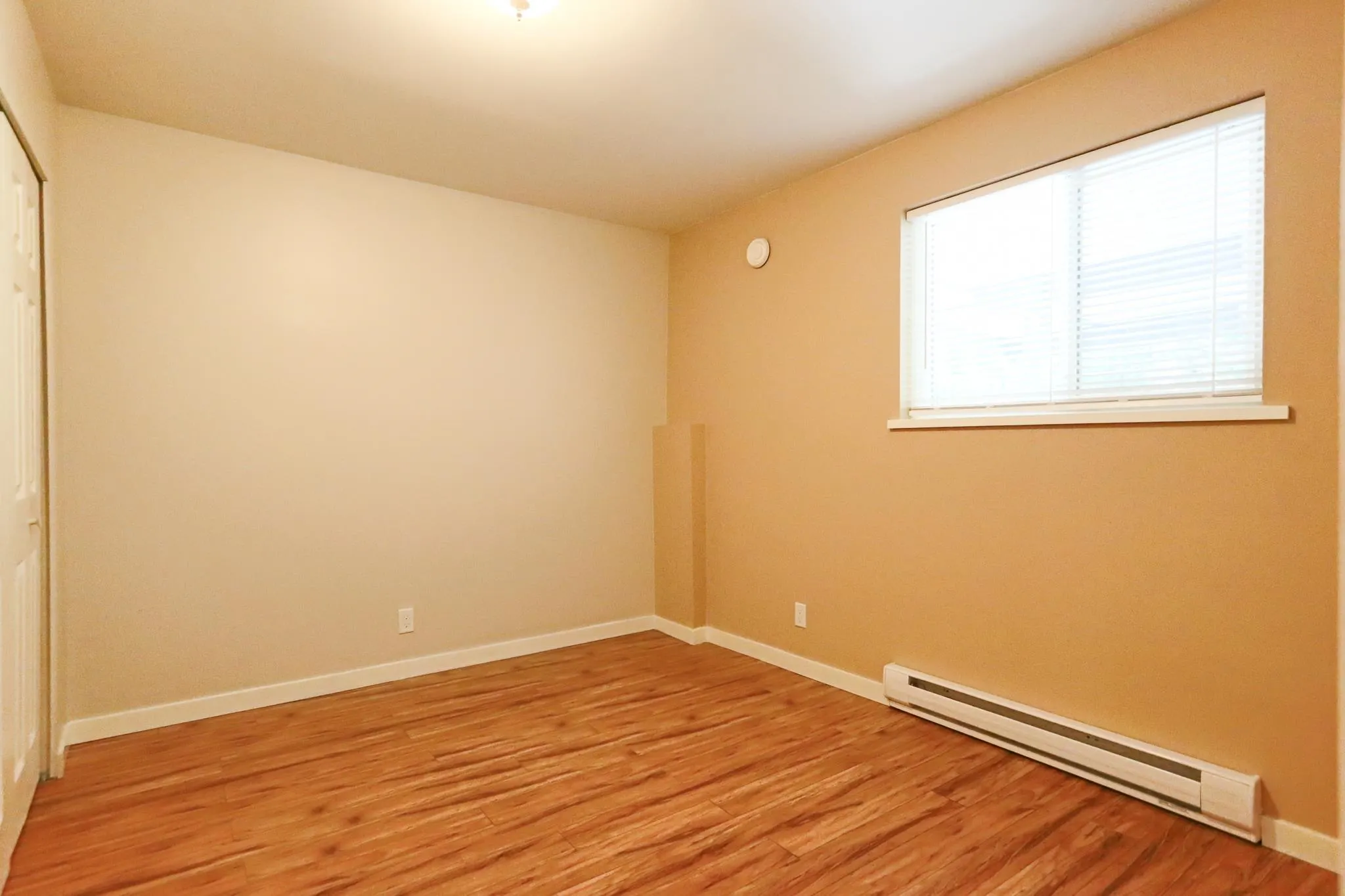 1516 Tanglewood Lane