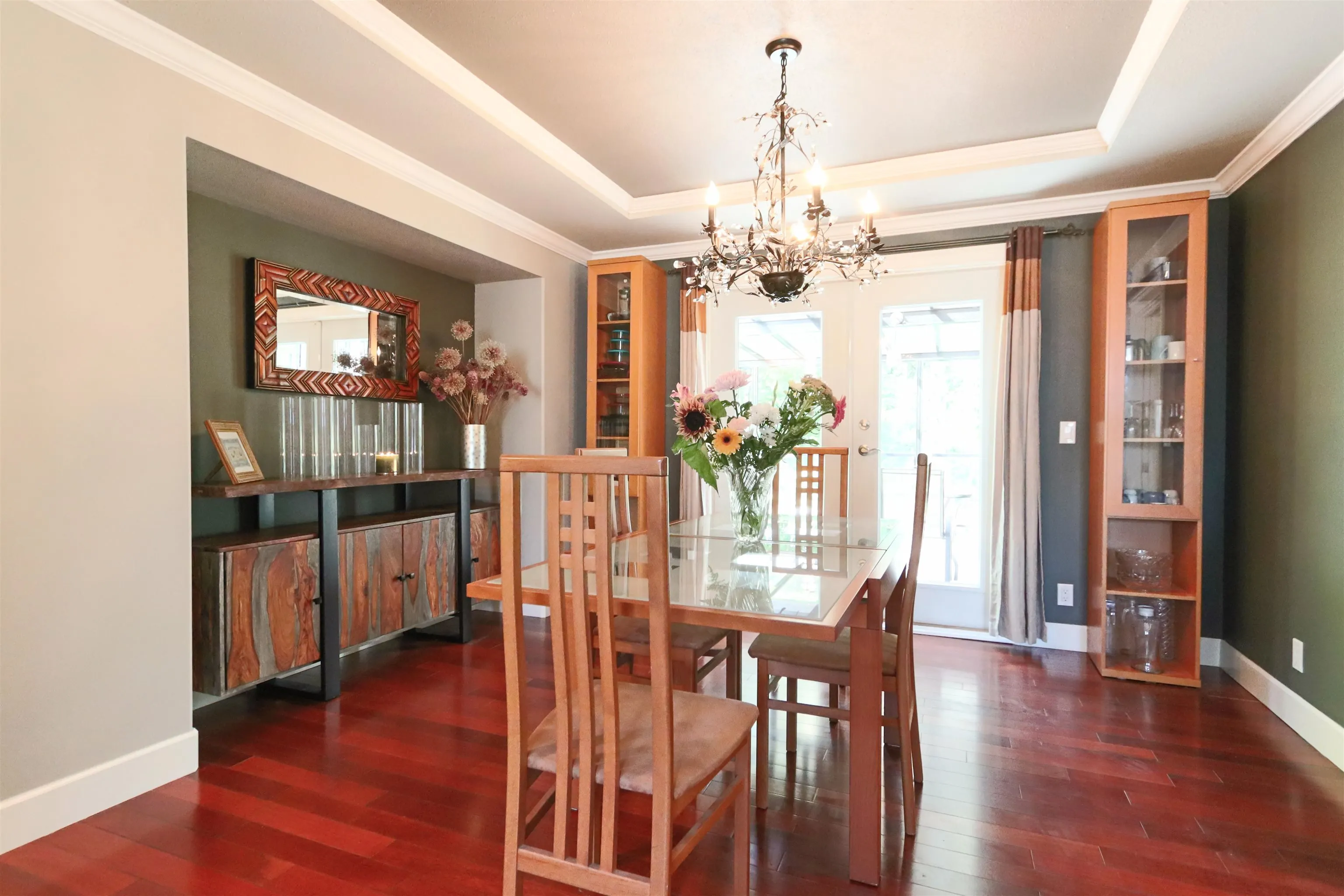 1516 Tanglewood Lane