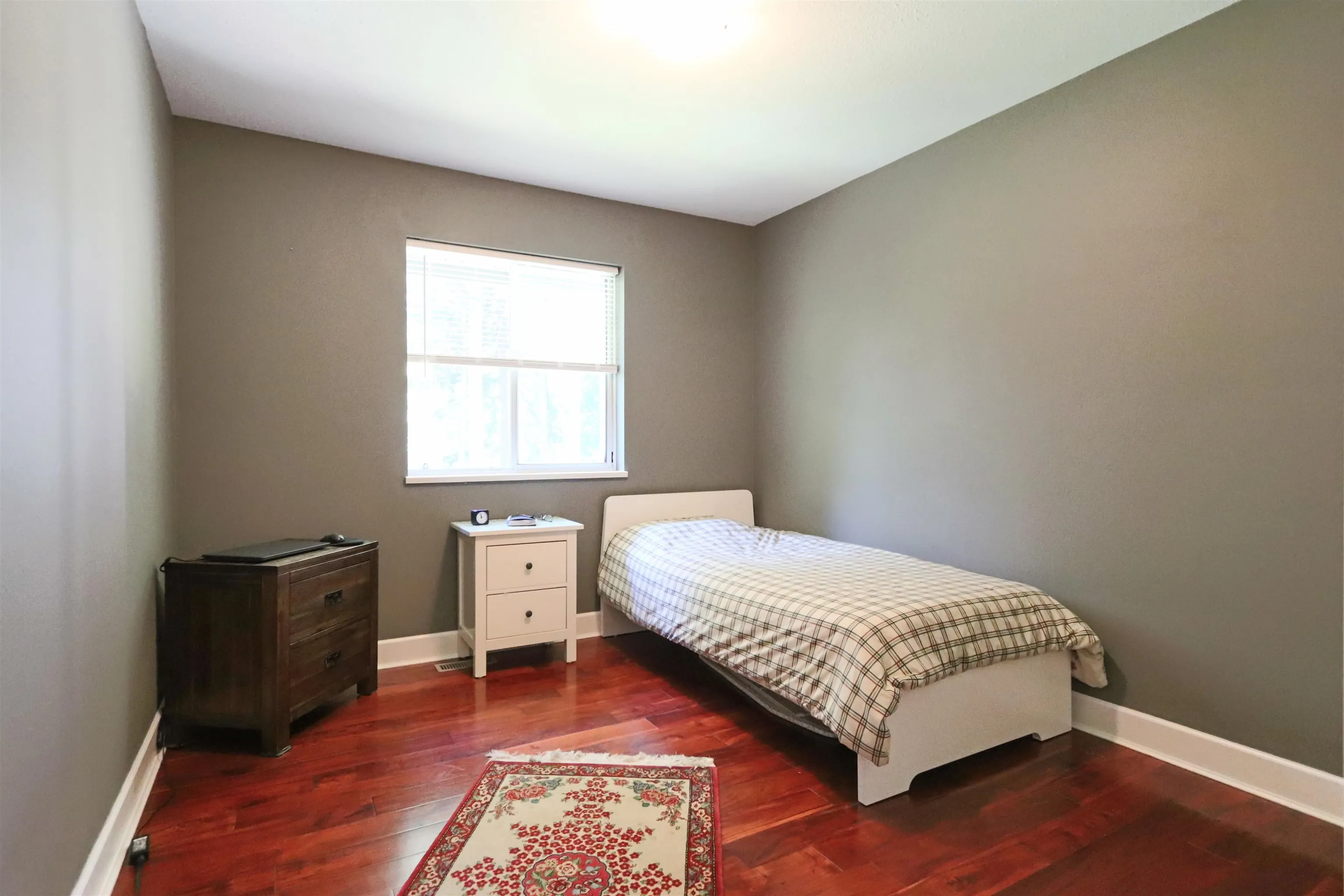 1516 Tanglewood Lane