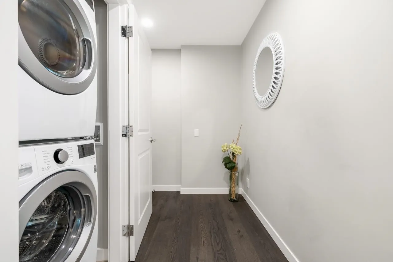 605 3487 Binning Road