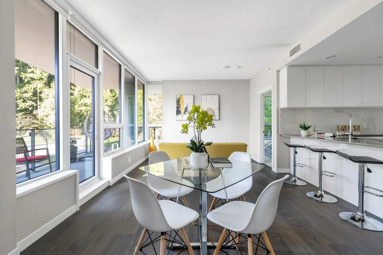 605 3487 Binning Road