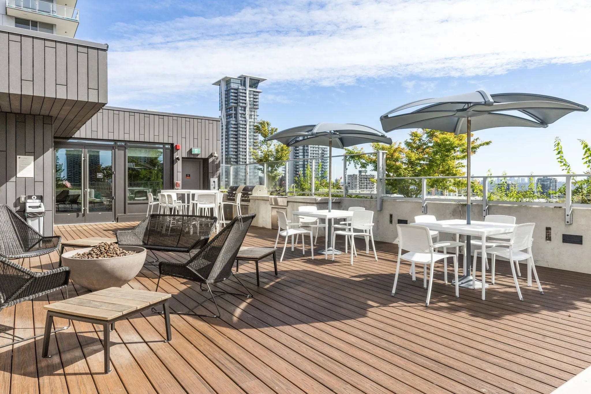 1607 3809 Evergreen Place