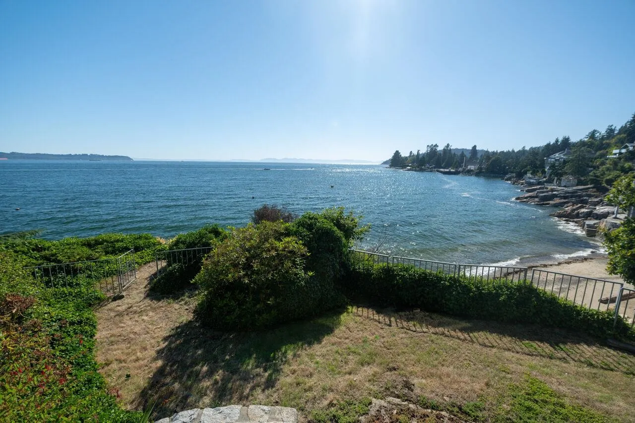 4020 Marine Drive
