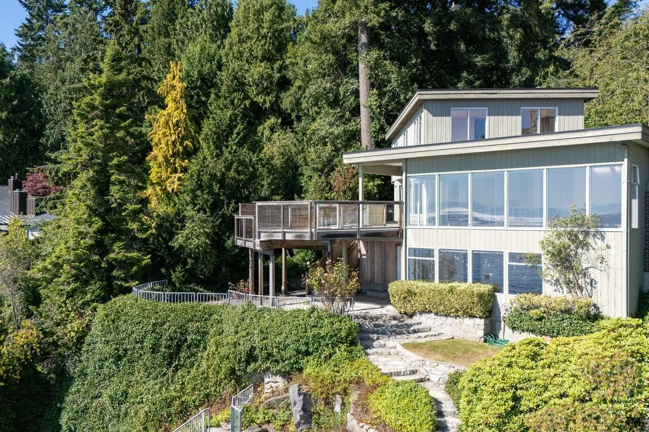 4020 Marine Drive