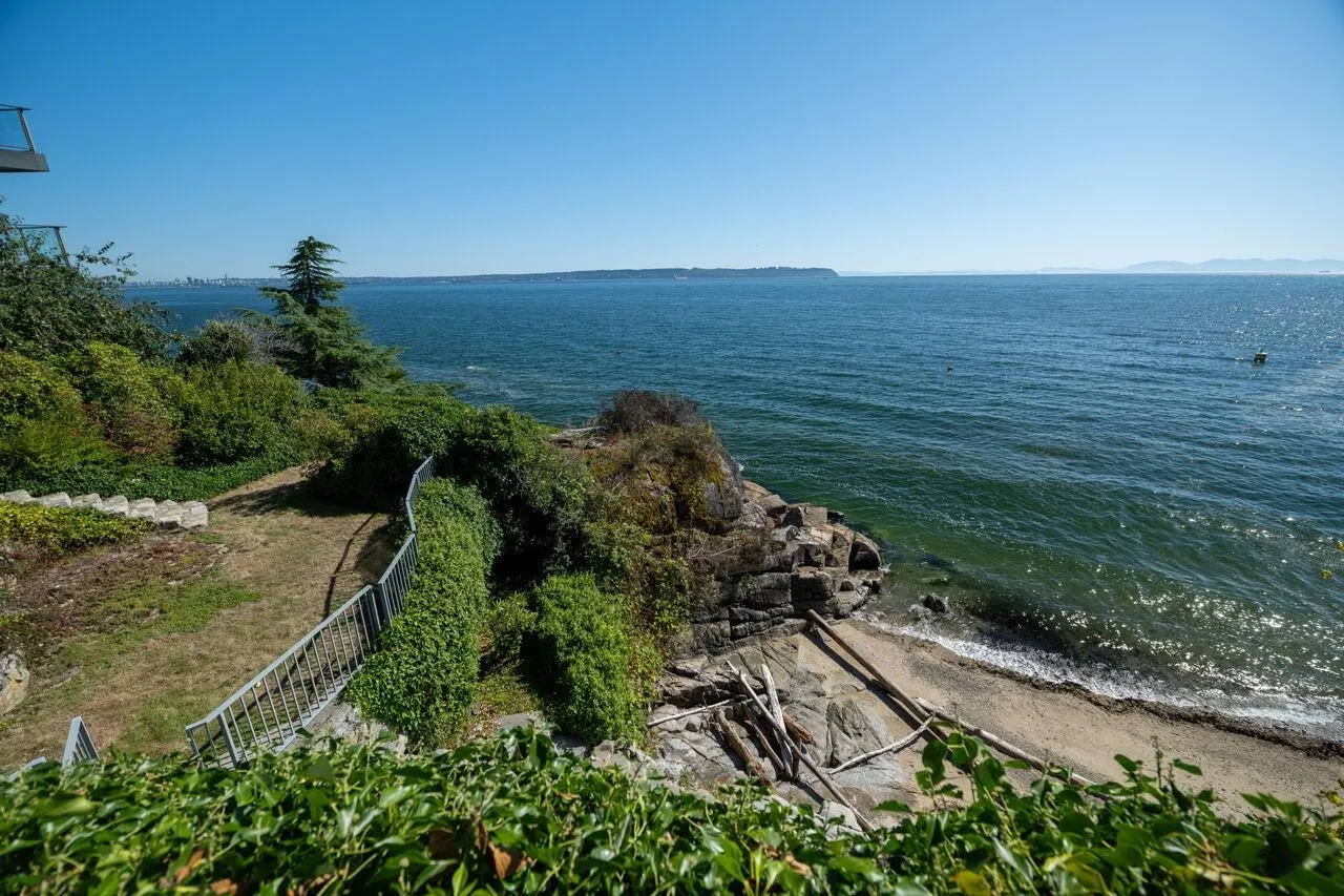 4020 Marine Drive