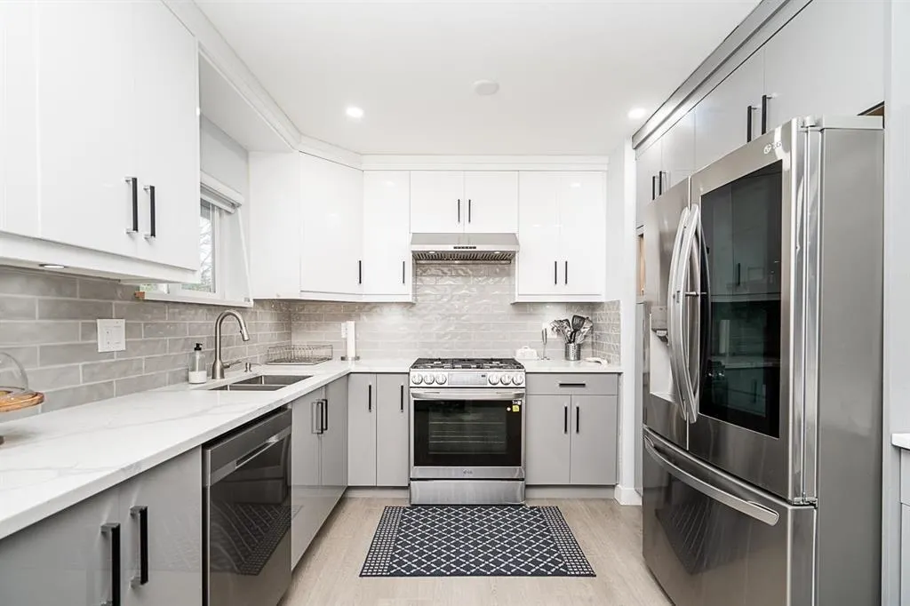 353 Laurentian Crescent