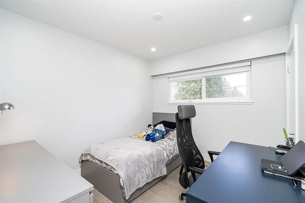353 Laurentian Crescent