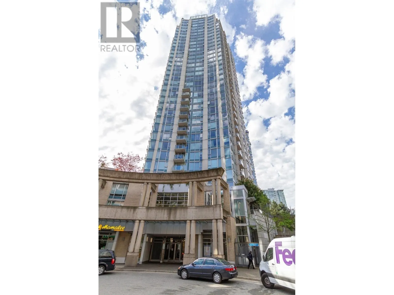 801 188 Keefer Place